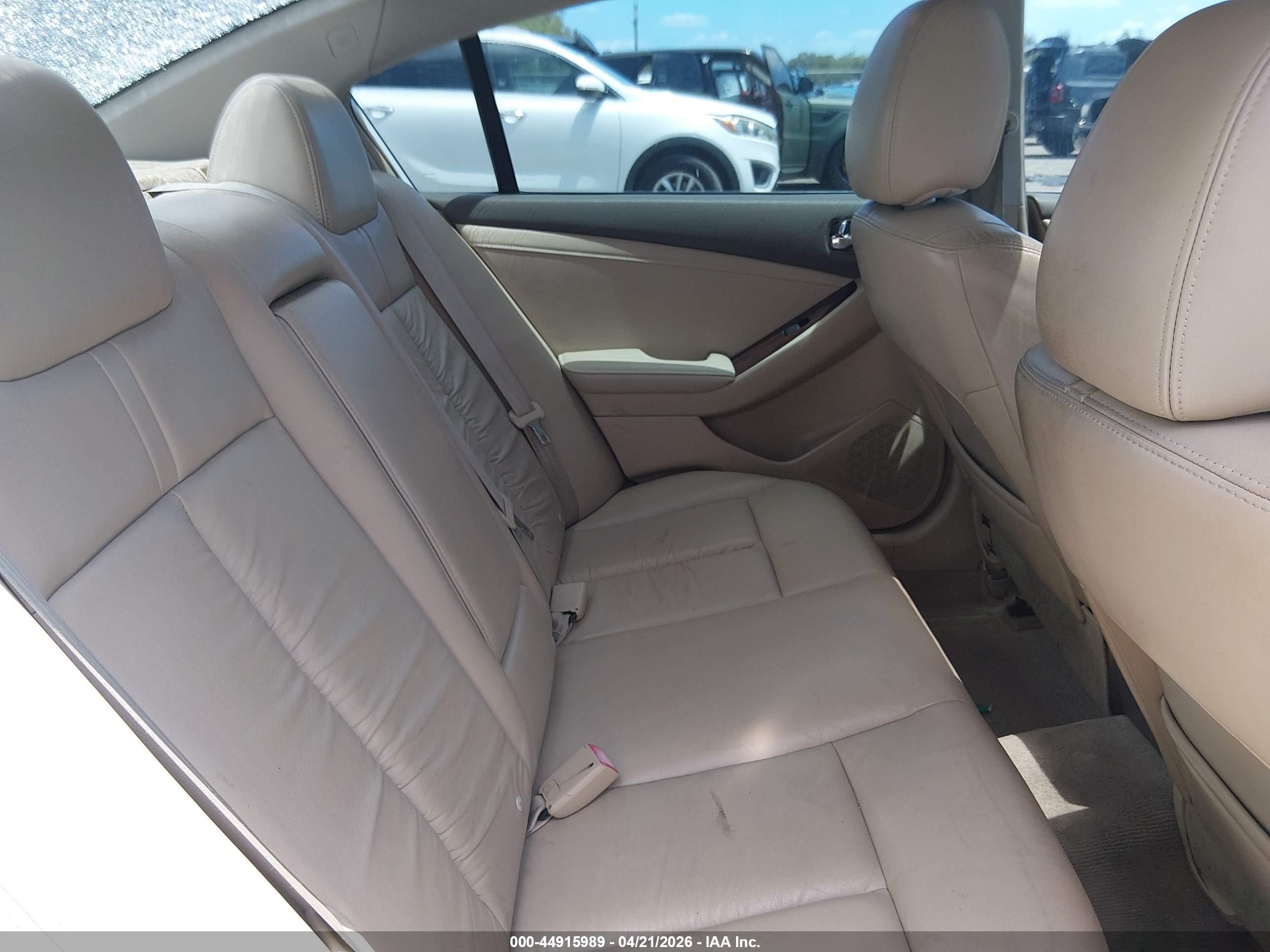 NISSAN ALTIMA image 8