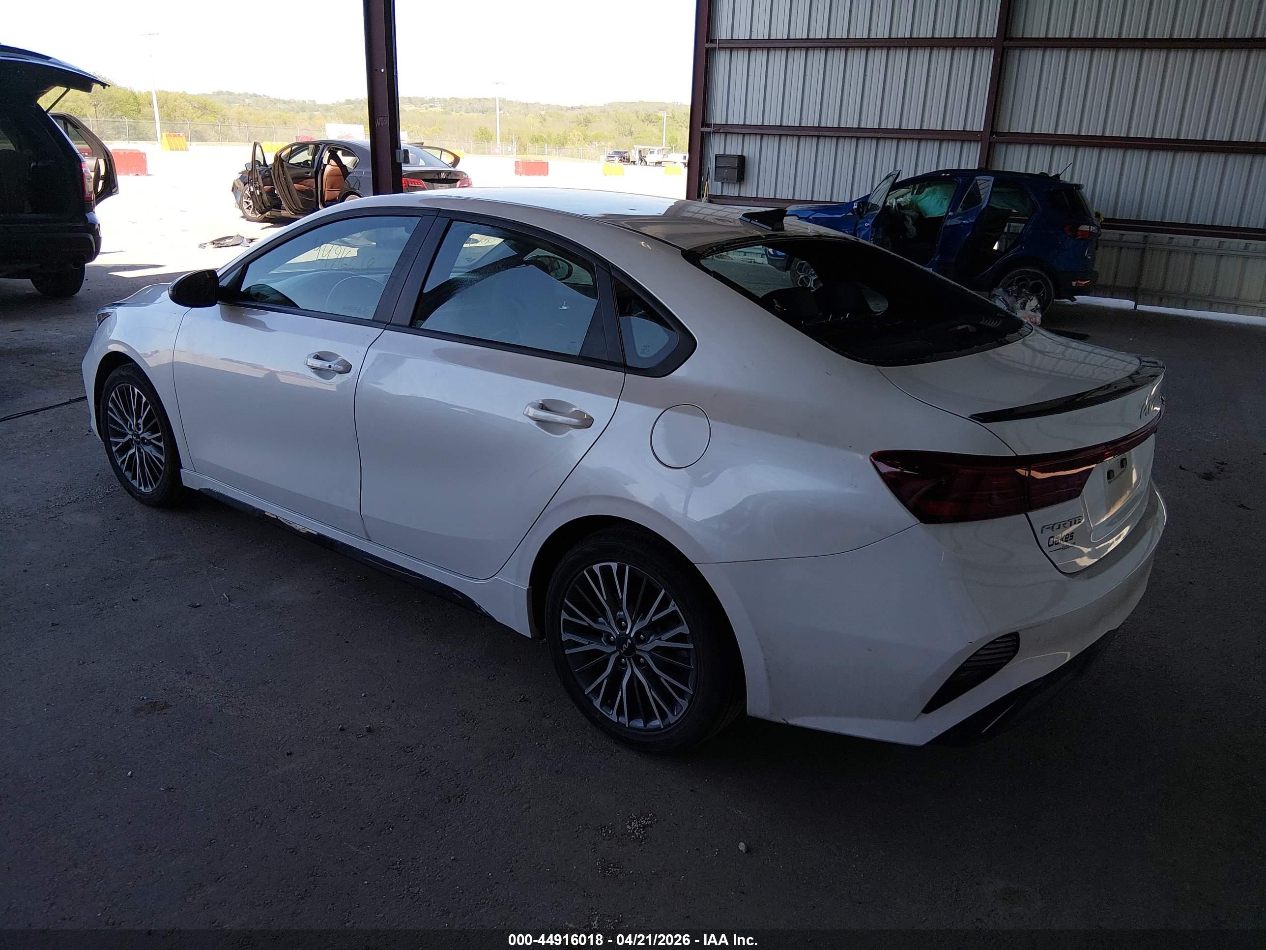 KIA FORTE image 3