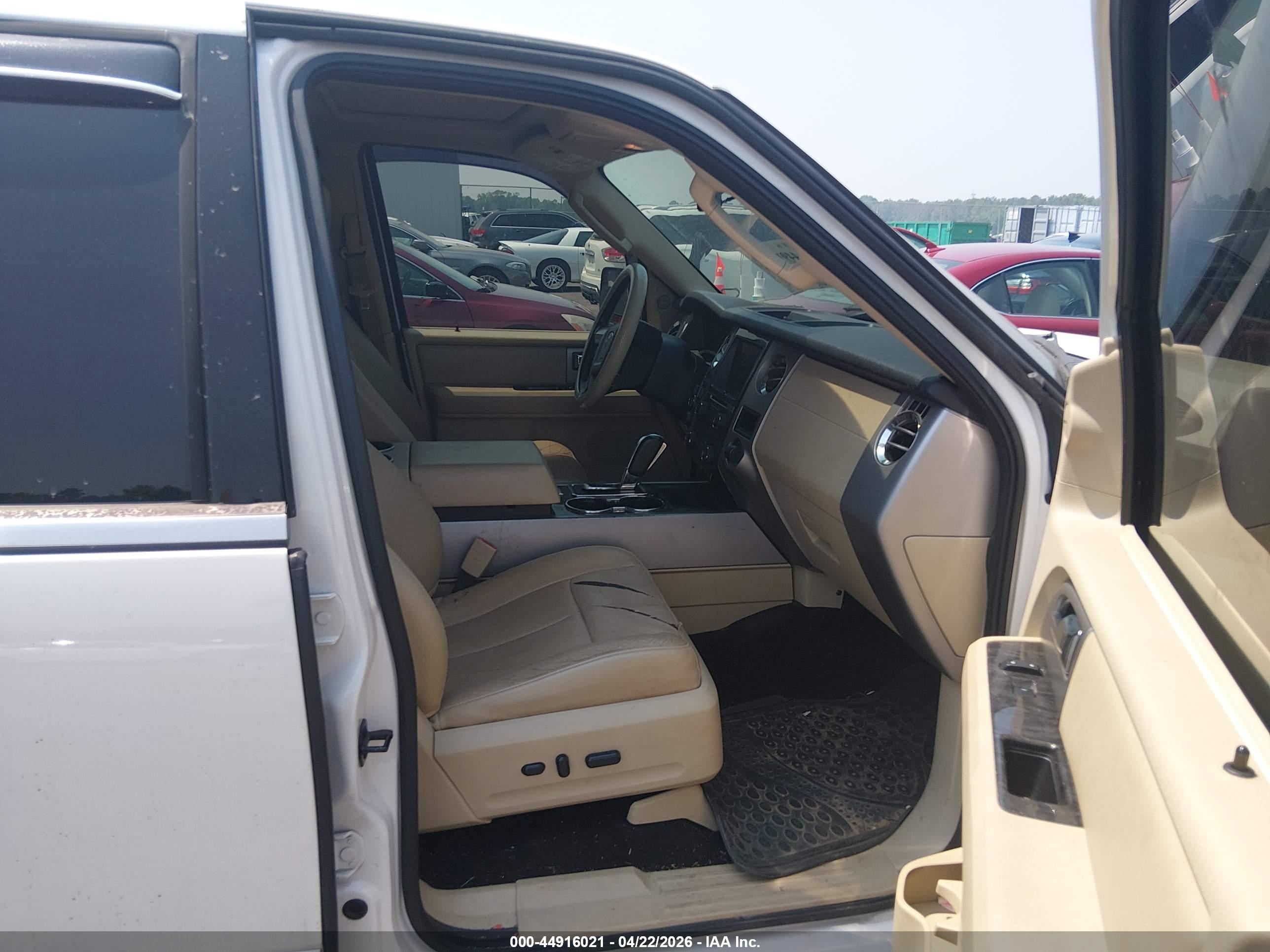 FORD EXPEDITION image 5