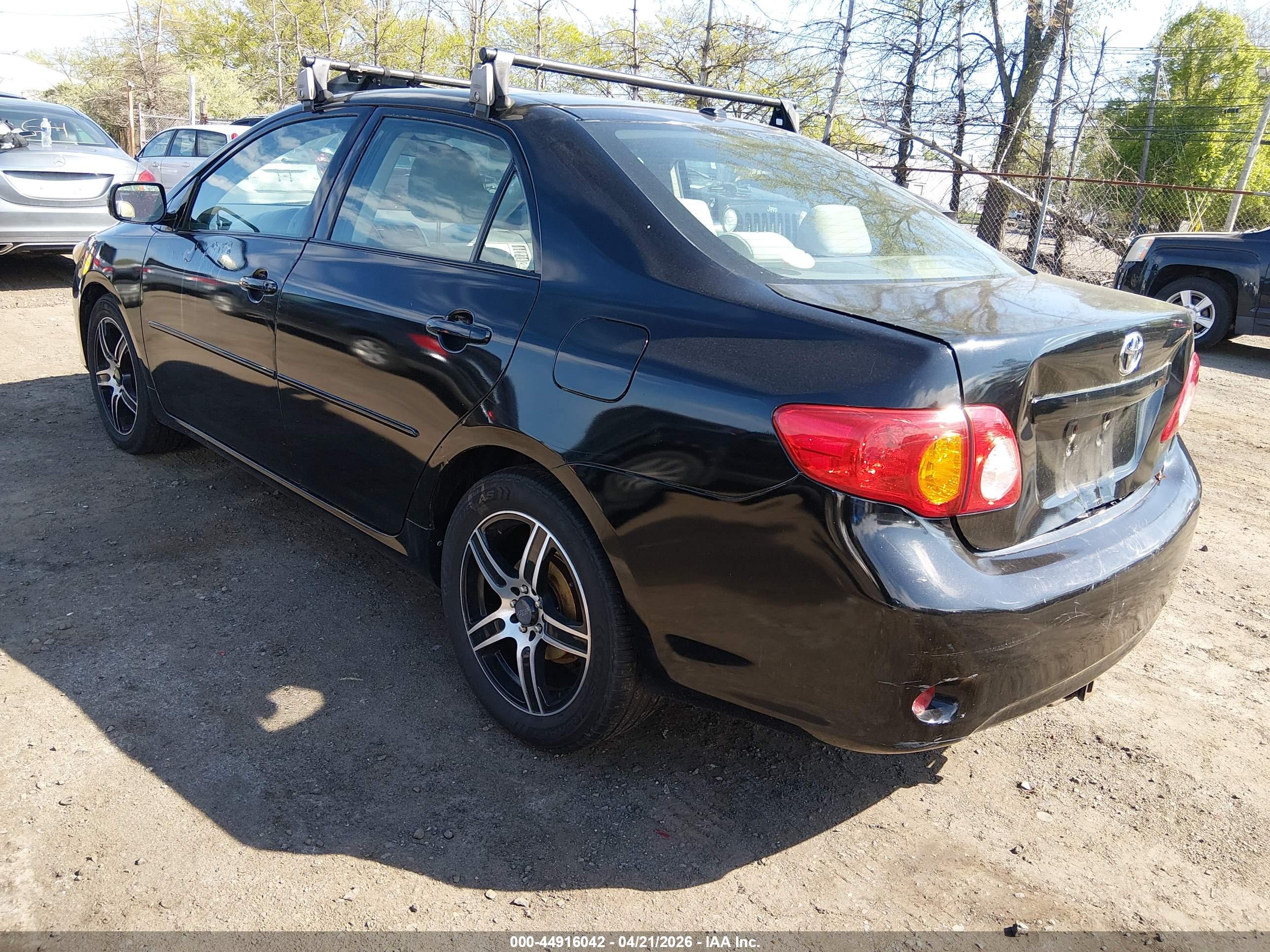 TOYOTA COROLLA image 3
