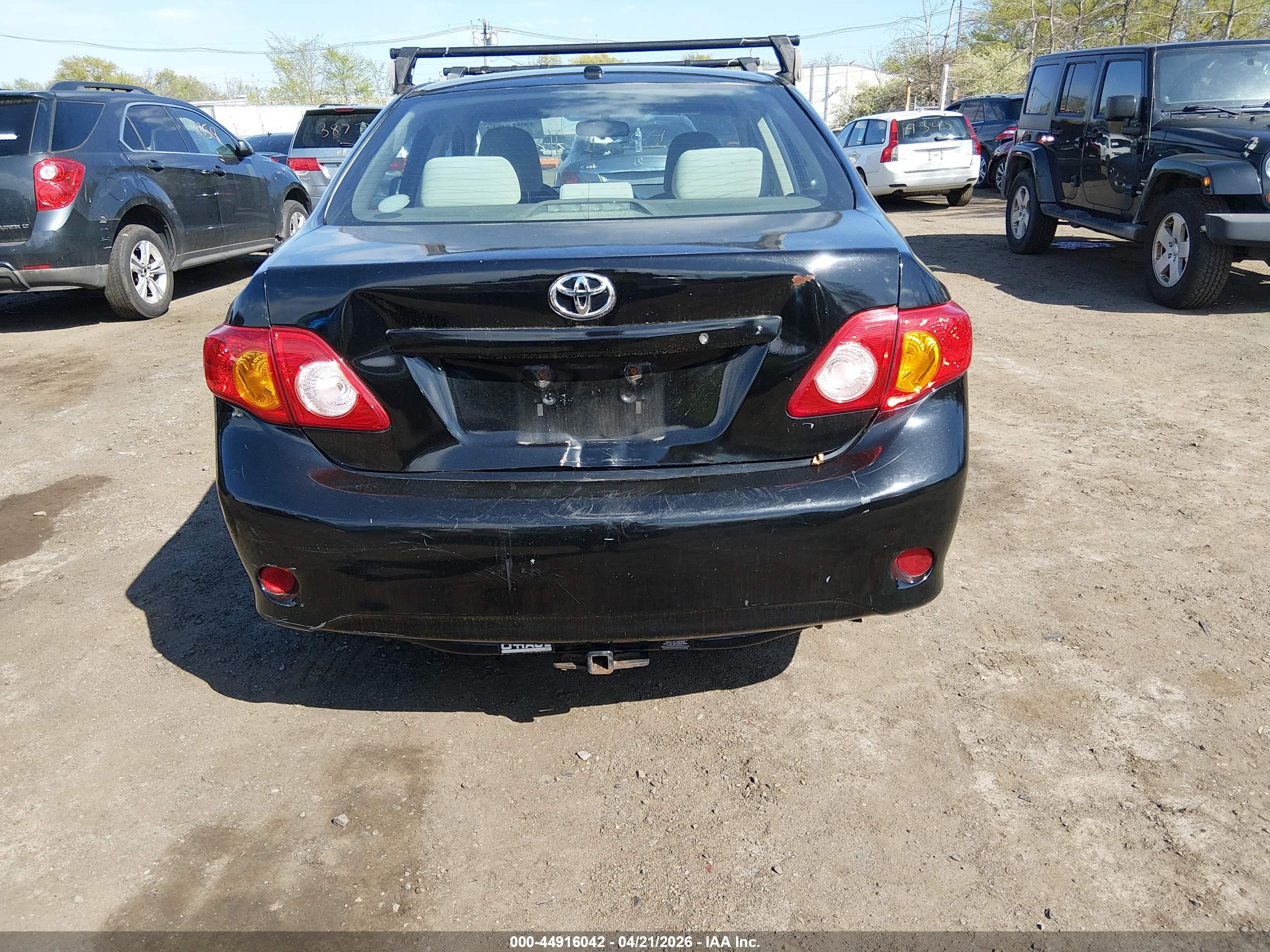 TOYOTA COROLLA image 6