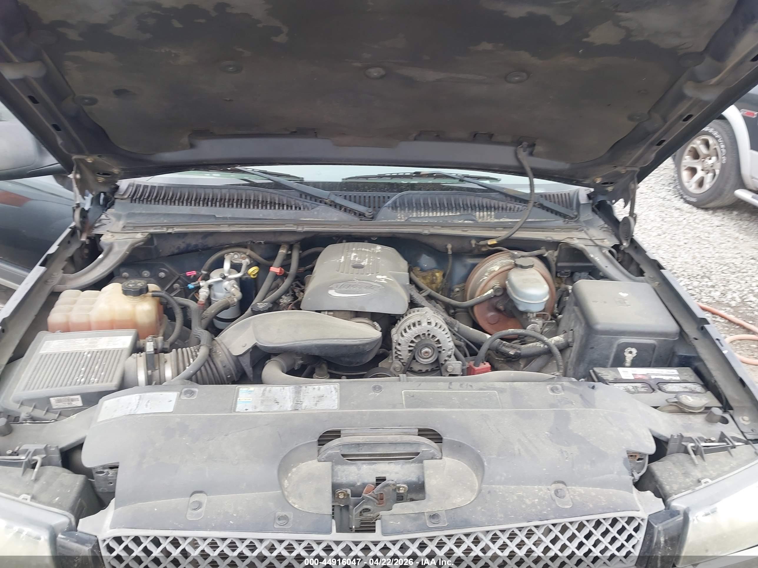 CHEVROLET SILVERADO image 10