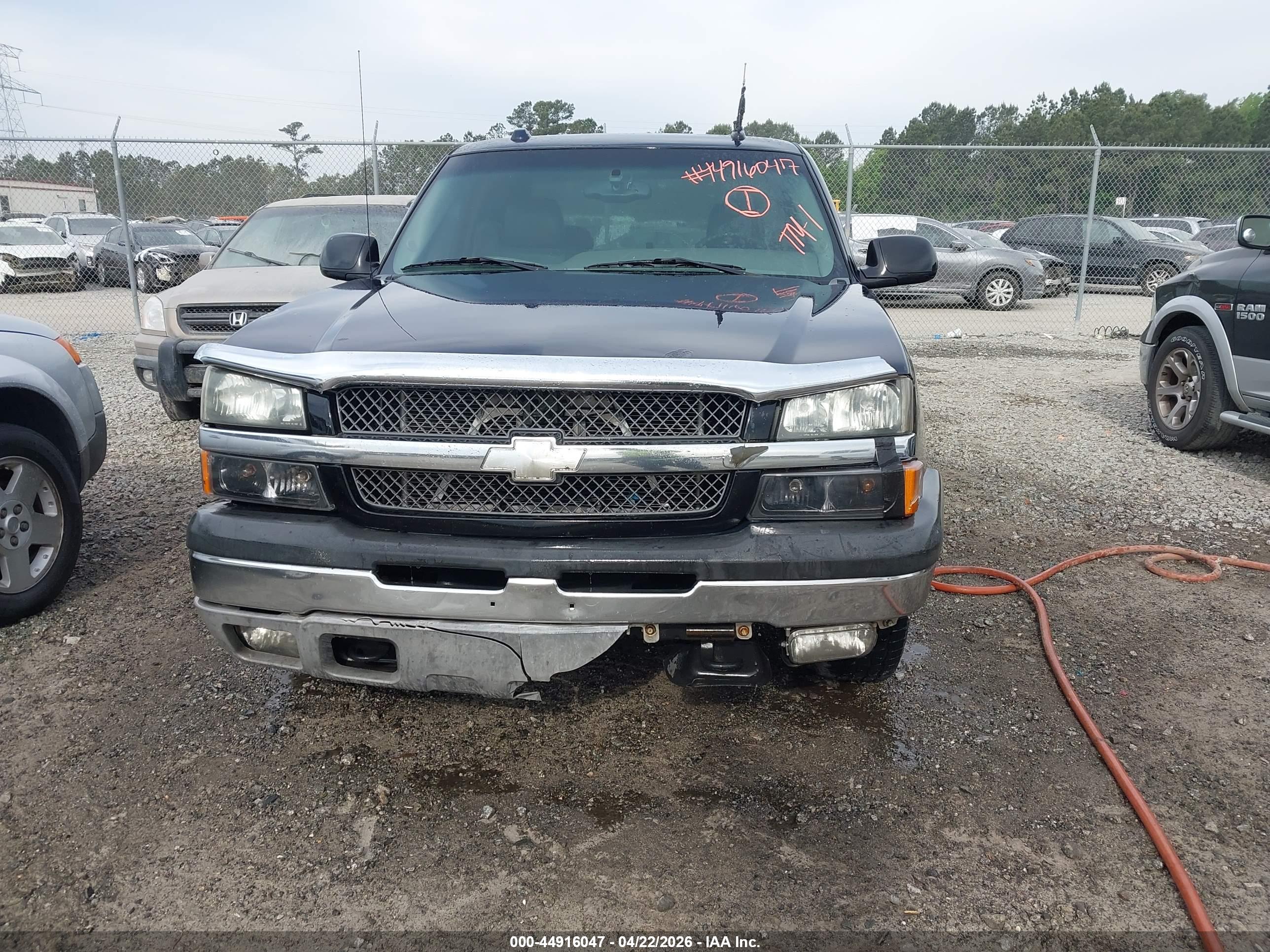 CHEVROLET SILVERADO image 6