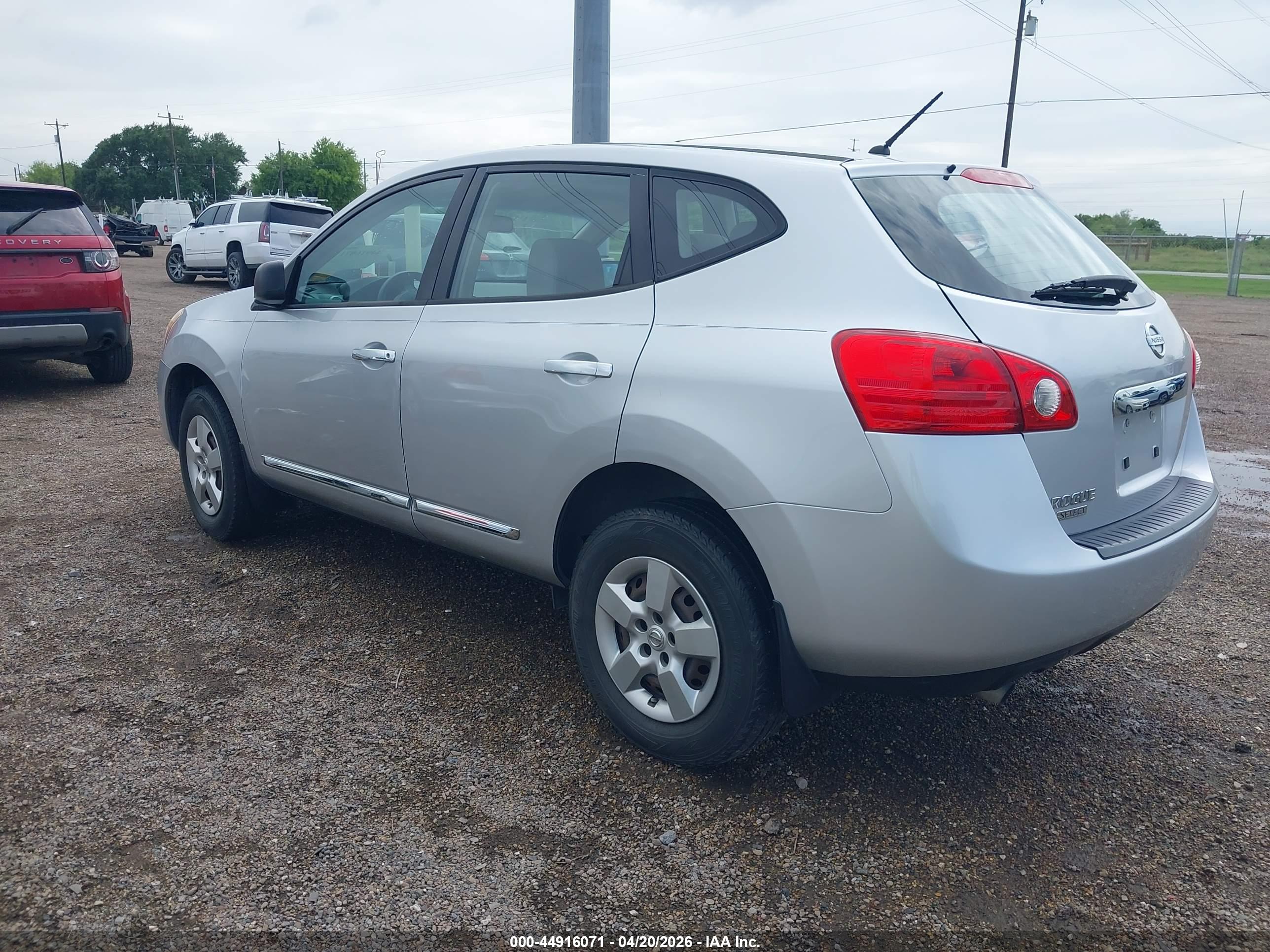 NISSAN ROGUE image 3
