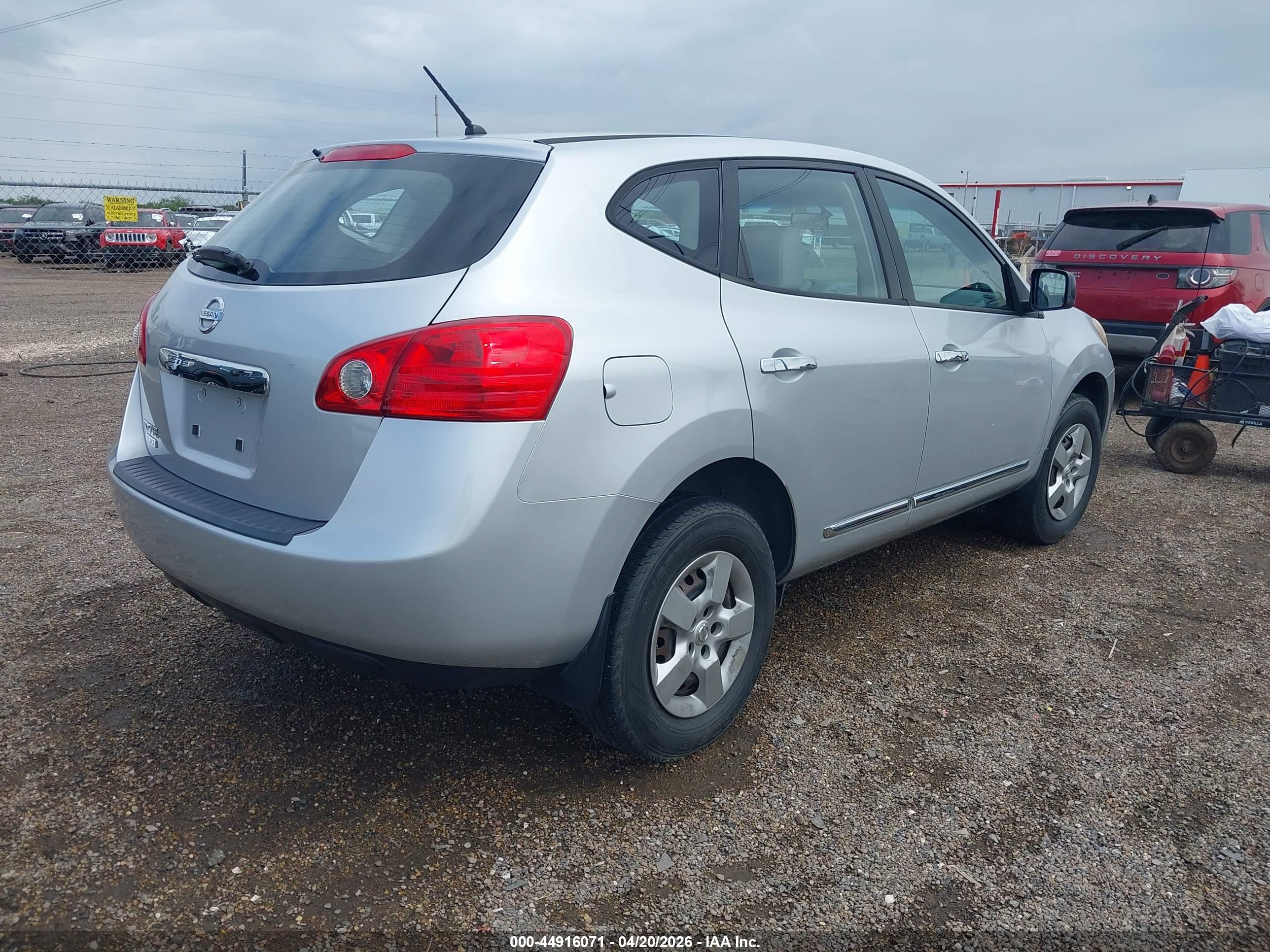 NISSAN ROGUE image 4