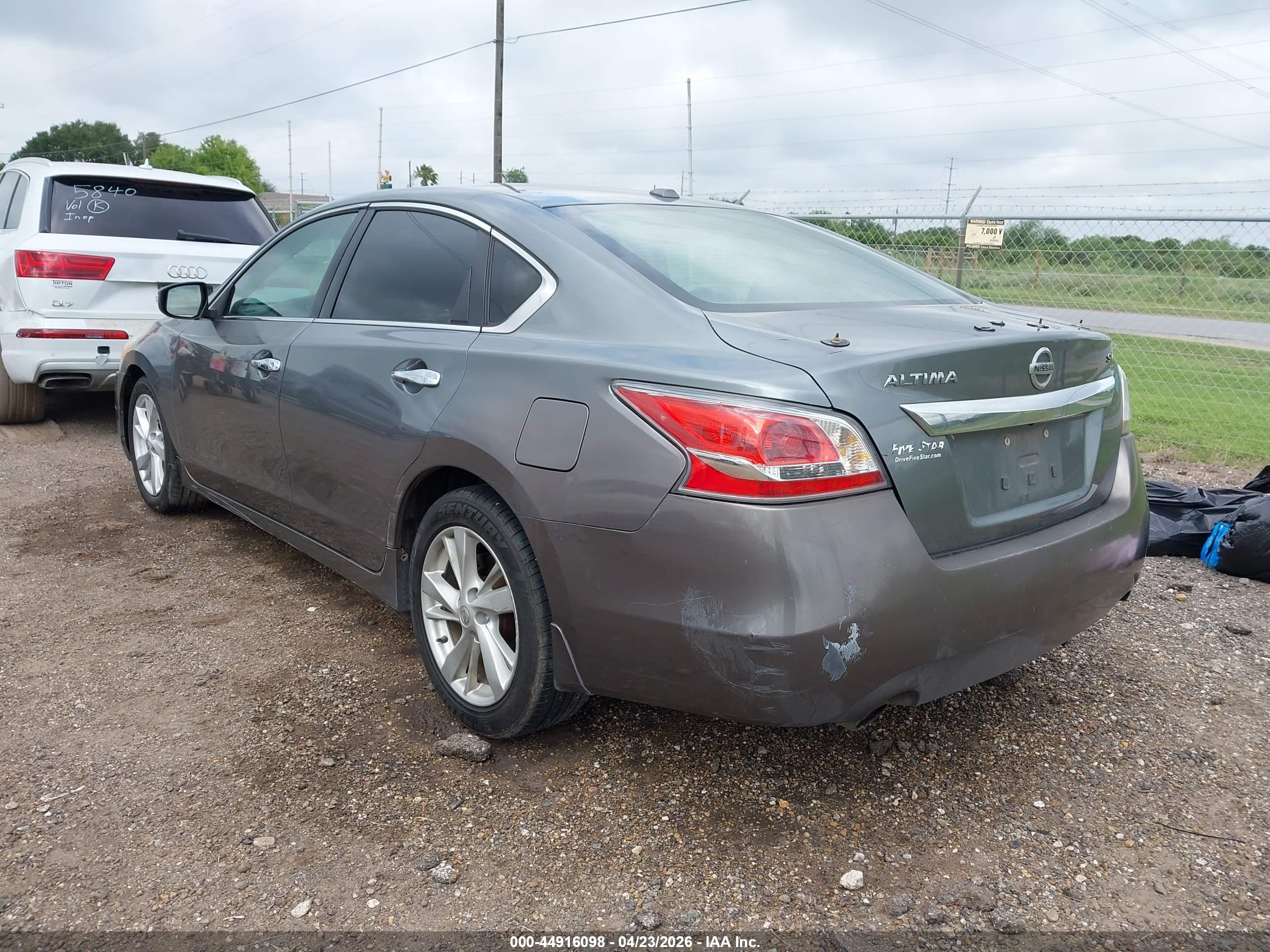 NISSAN ALTIMA image 3