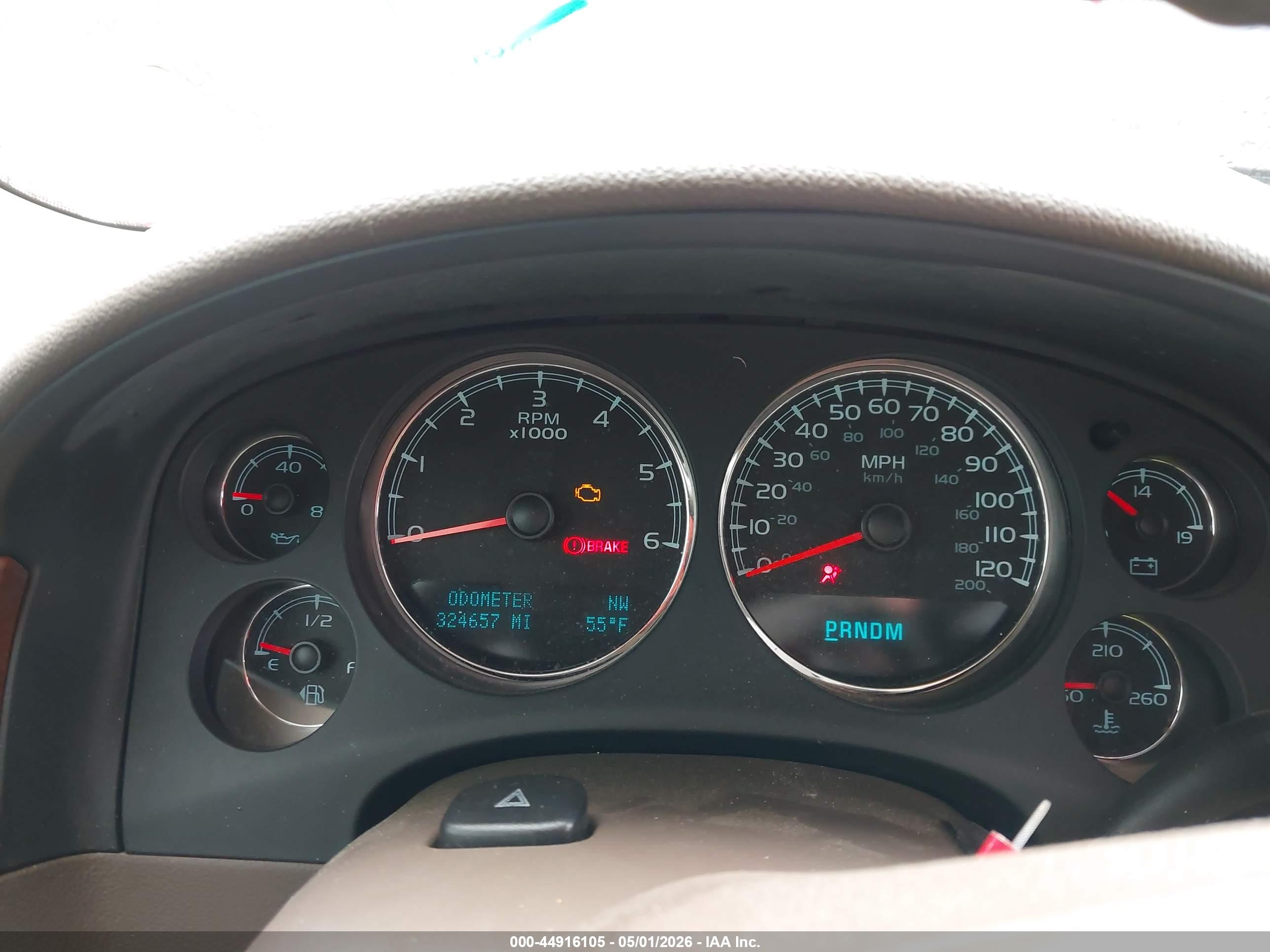 CHEVROLET TAHOE image 7