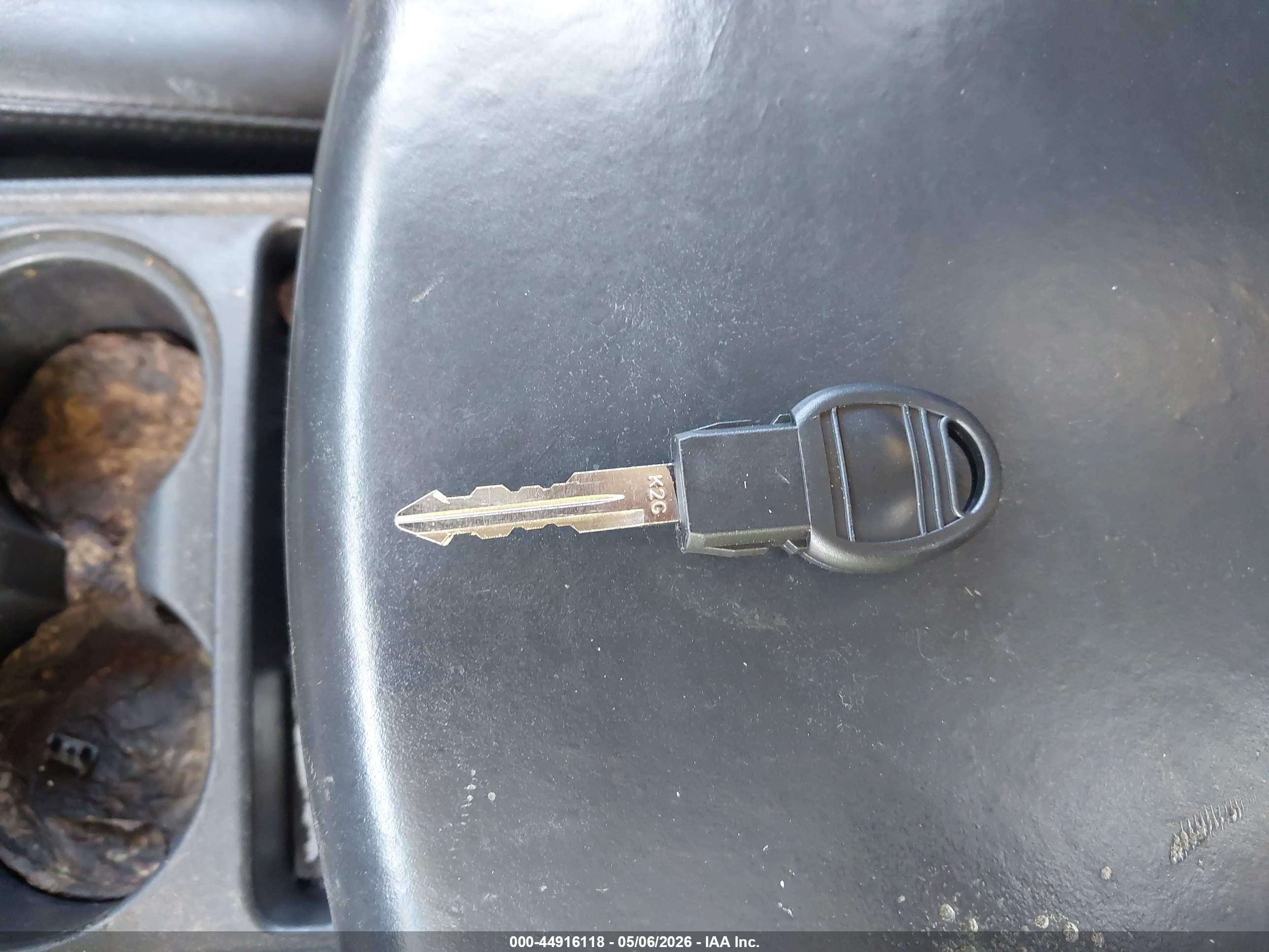 JEEP COMMANDER image 11