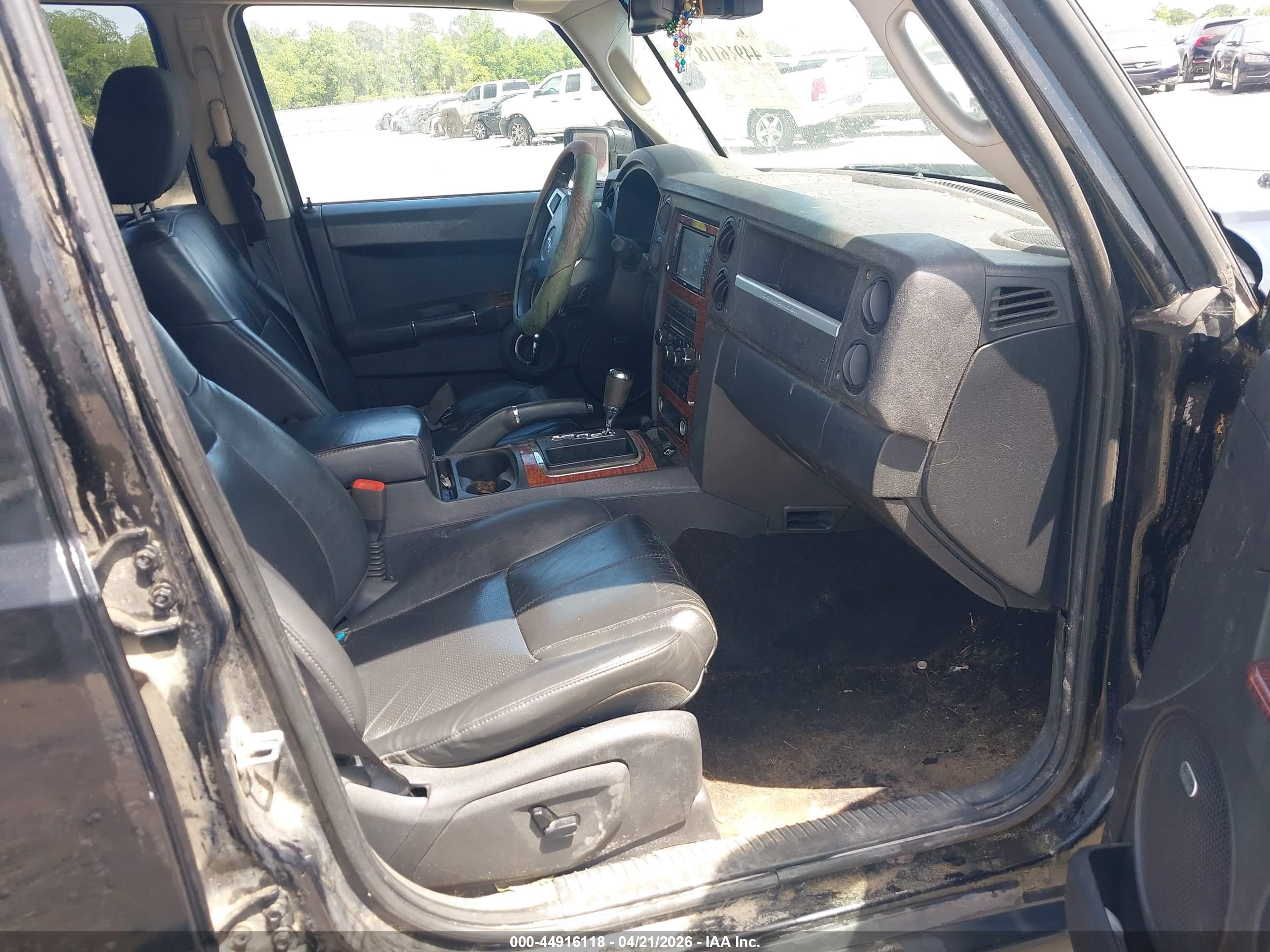 JEEP COMMANDER image 5