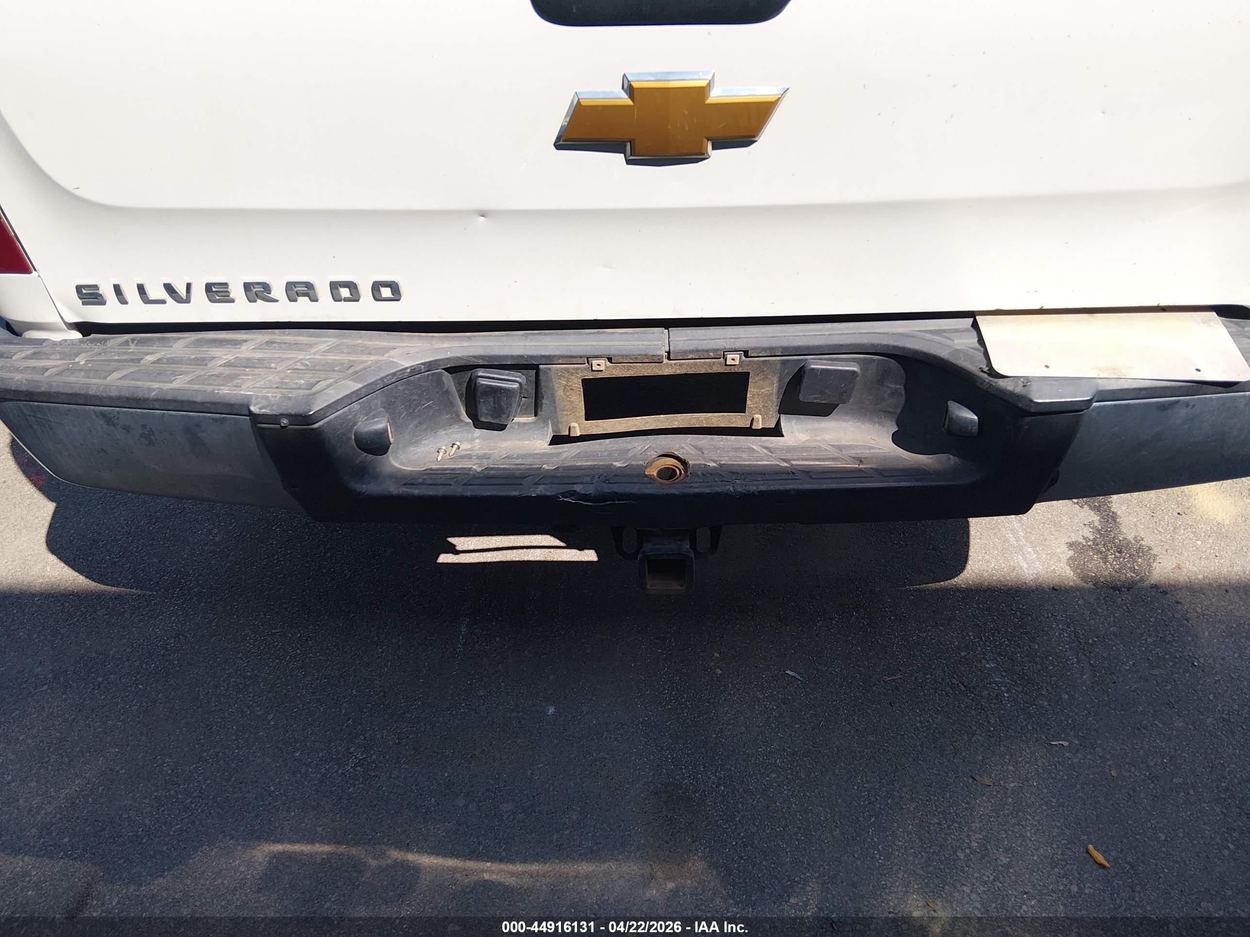 CHEVROLET SILVERADO image 6