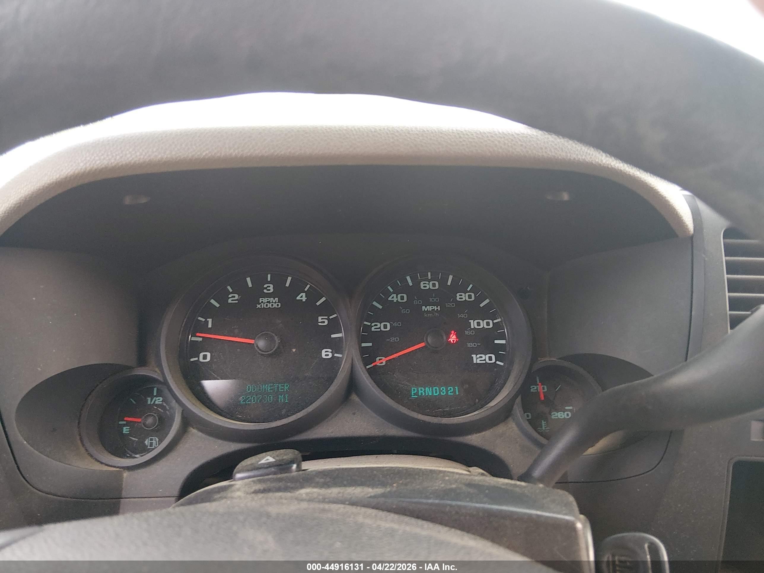 CHEVROLET SILVERADO image 7