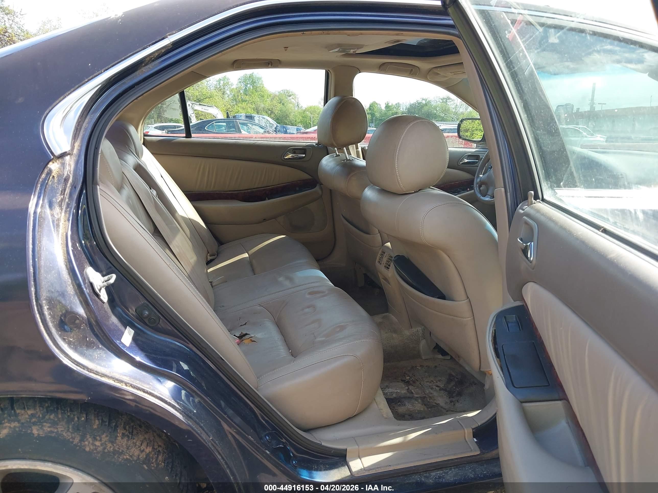 ACURA TL image 8