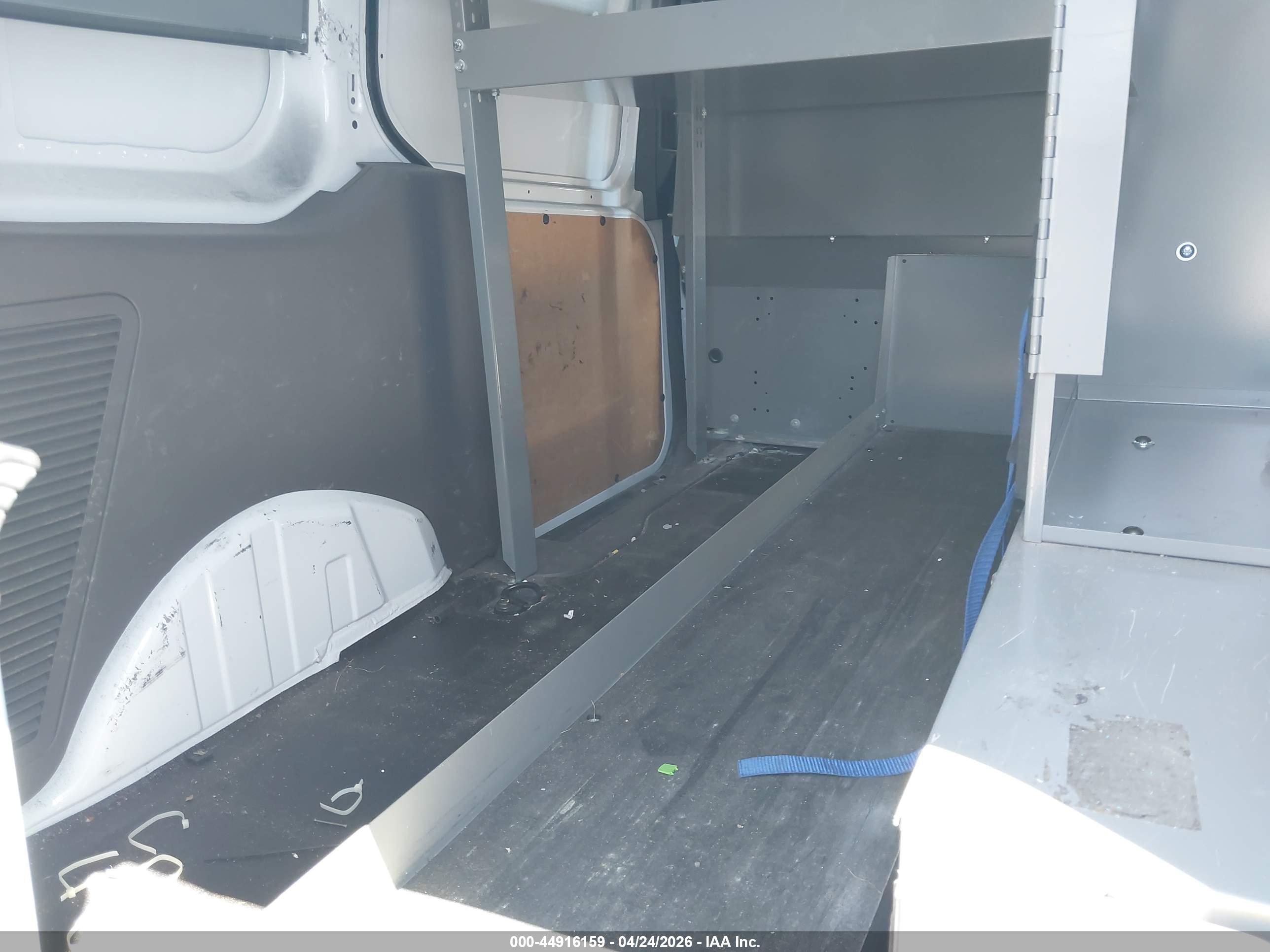 FORD TRANSIT image 5