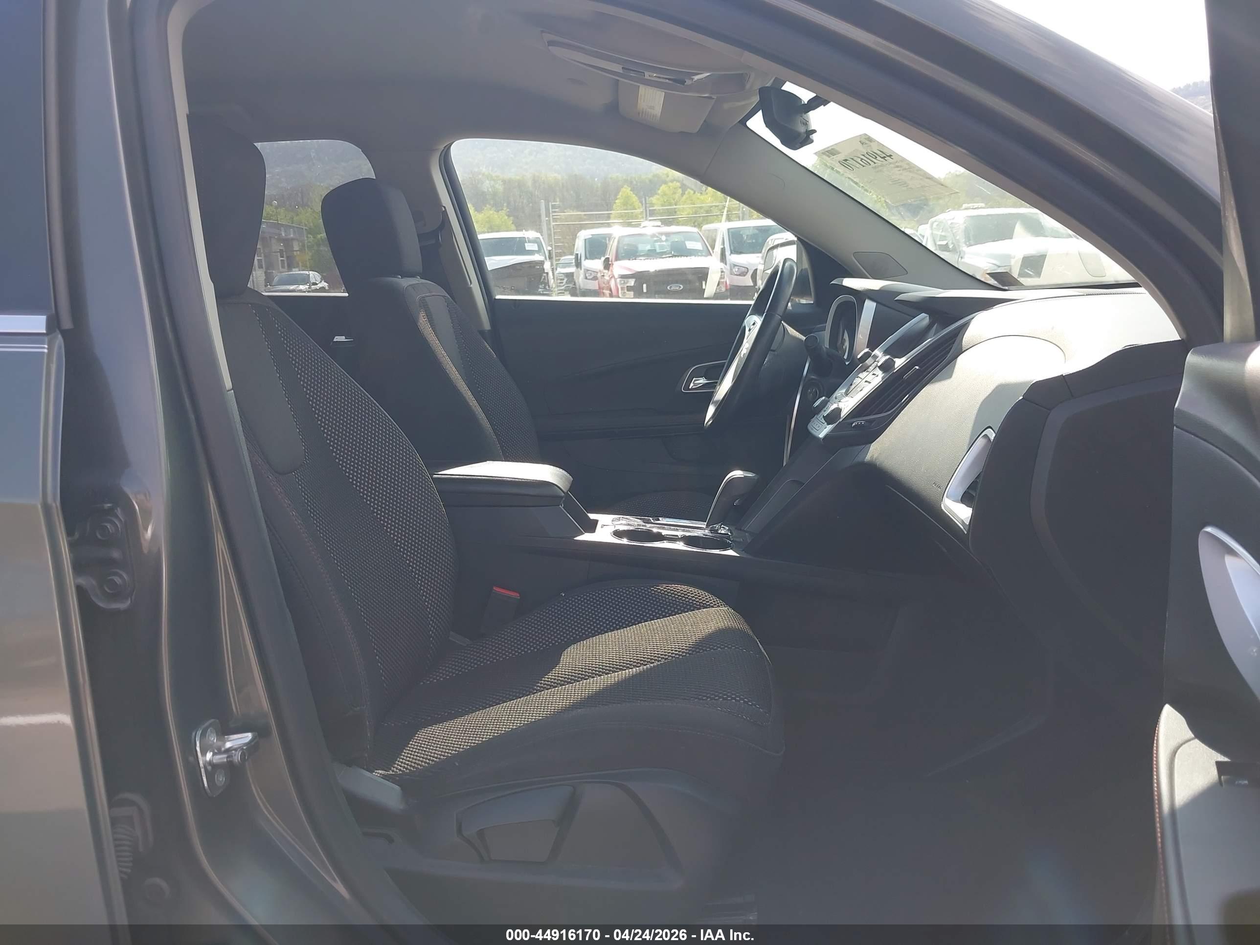 CHEVROLET EQUINOX image 5