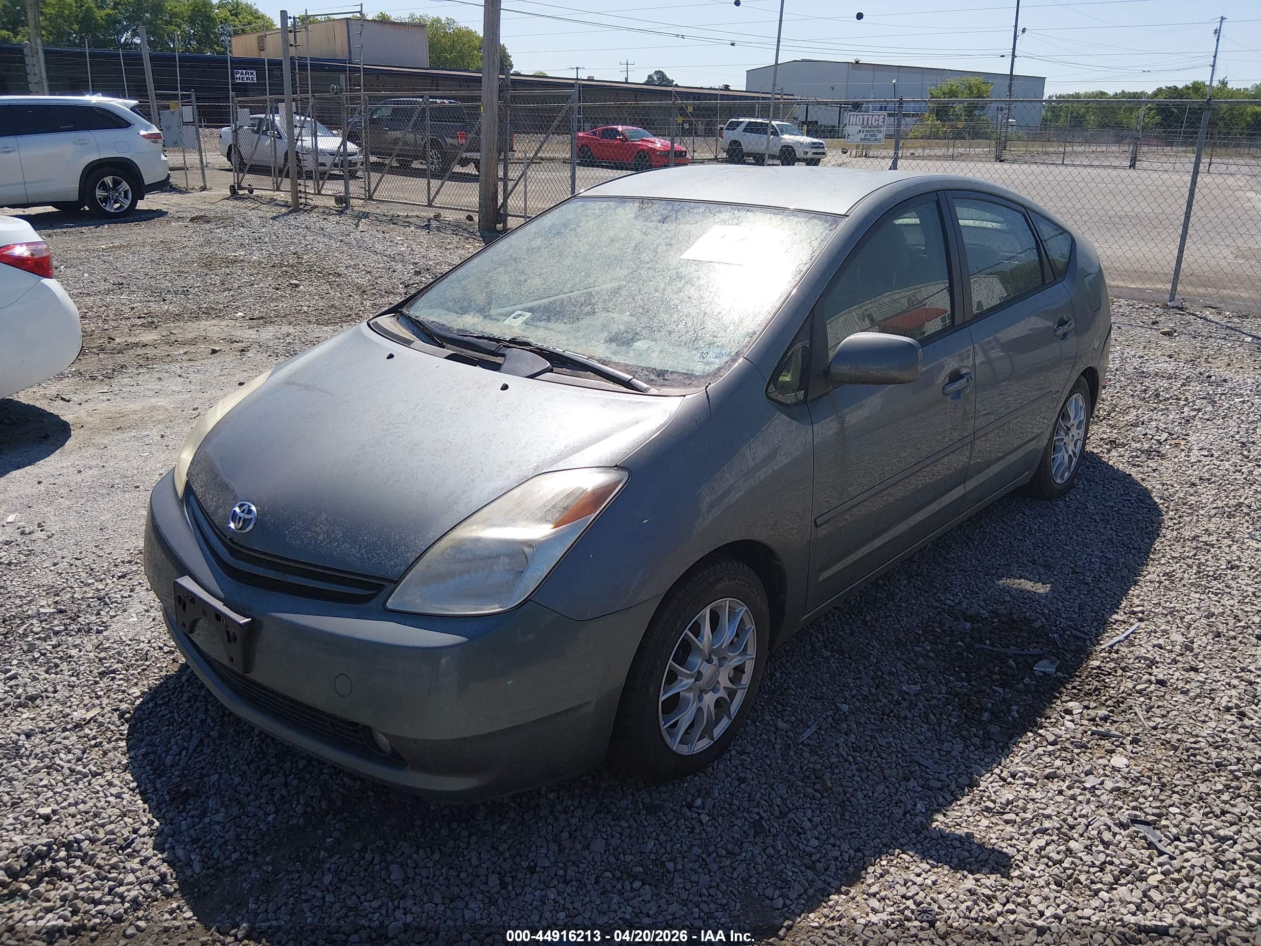 TOYOTA PRIUS image 2