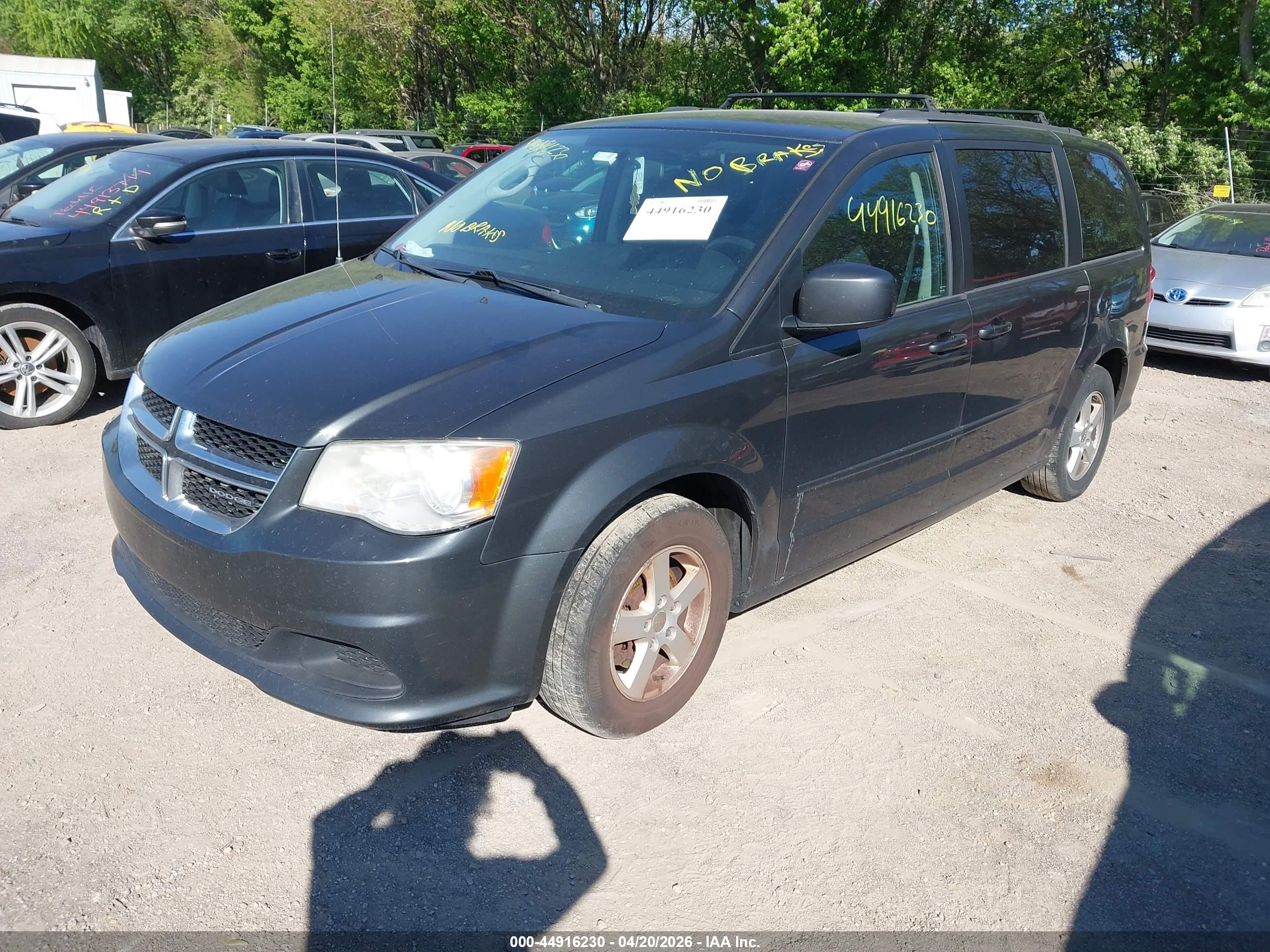 DODGE GRAND image 2