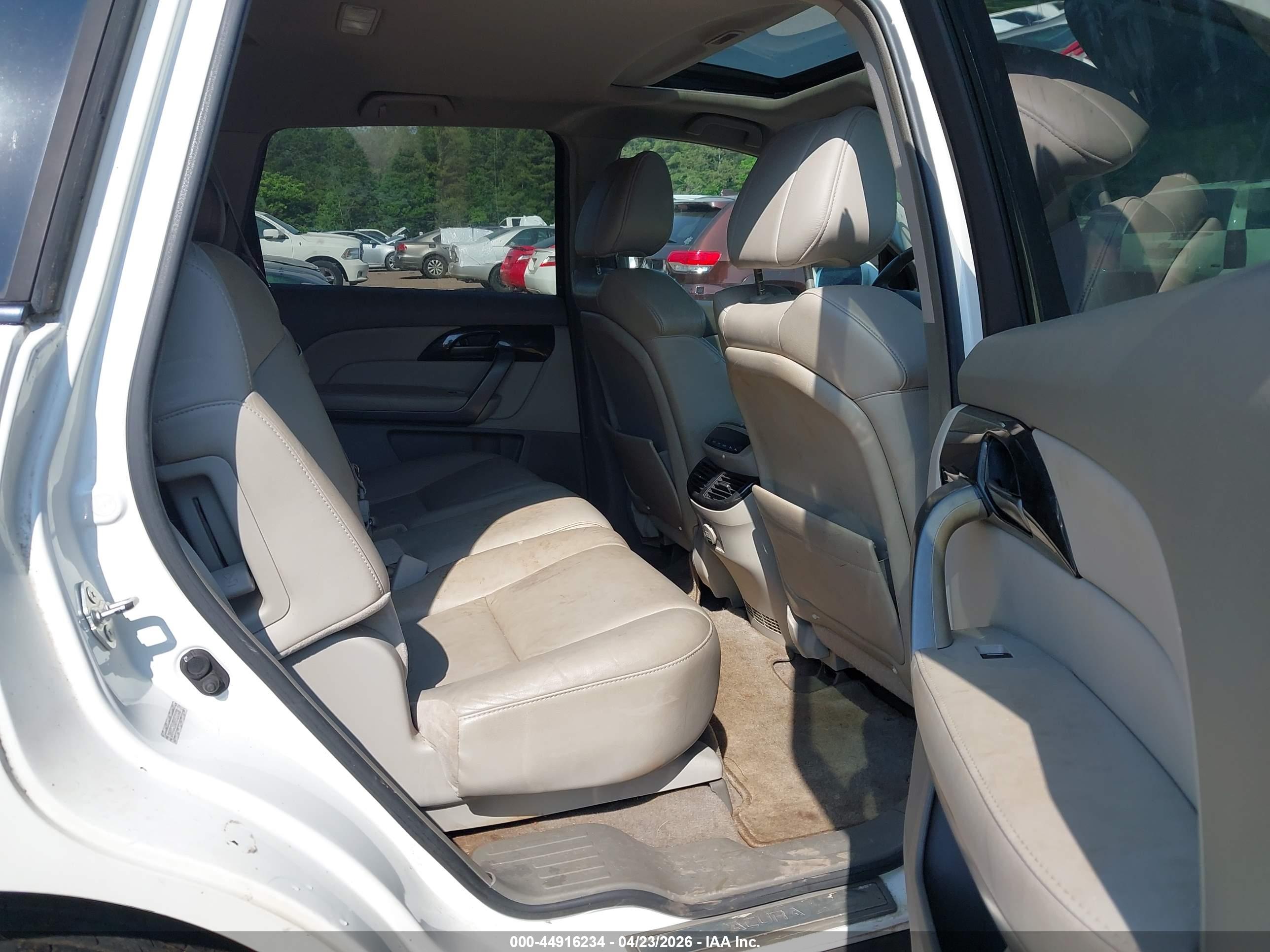 ACURA MDX image 8