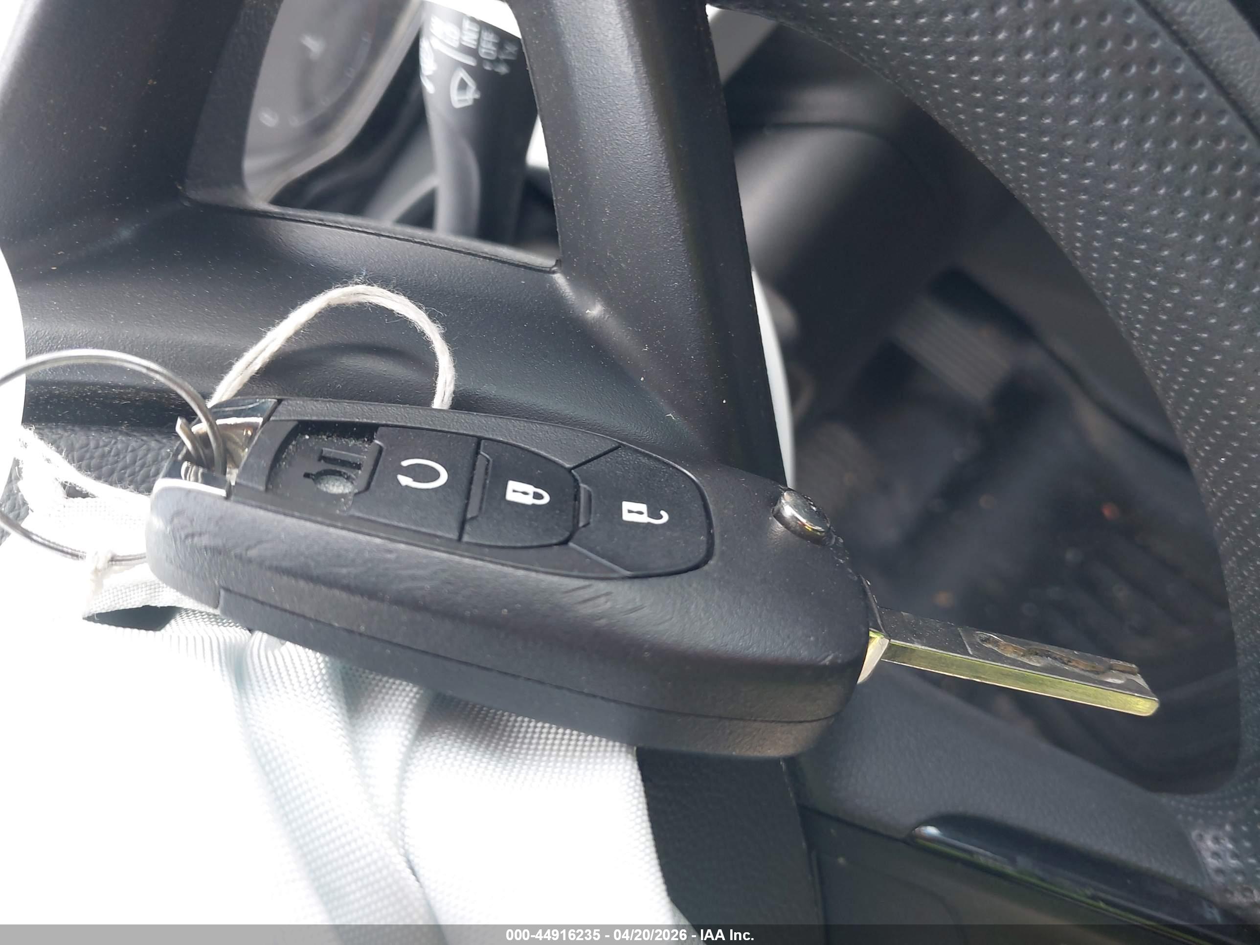 CHEVROLET TRAX image 11