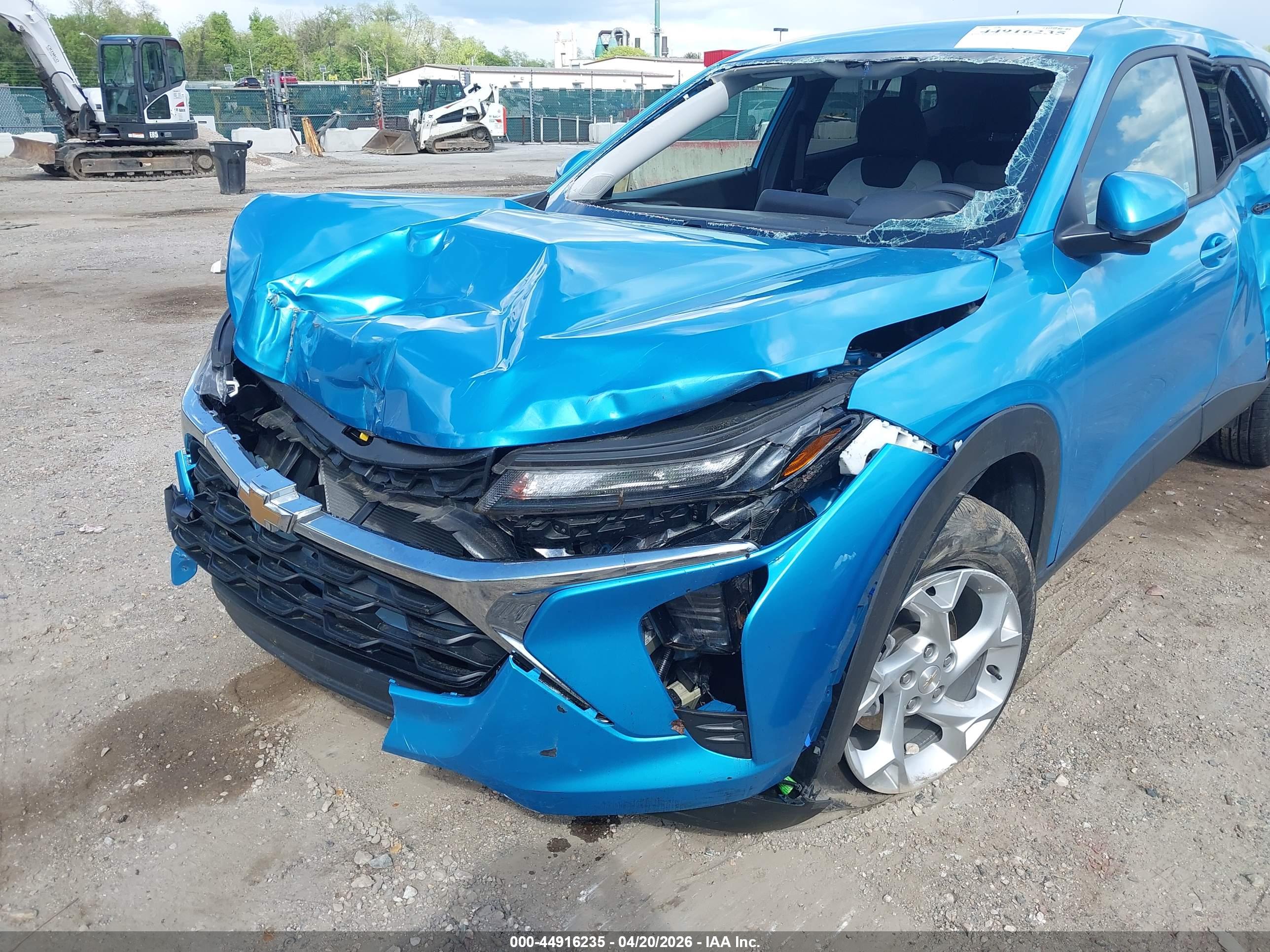 CHEVROLET TRAX image 6