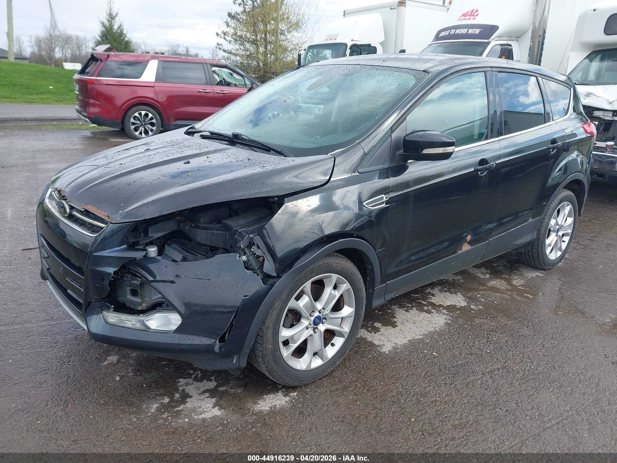 FORD ESCAPE image 2