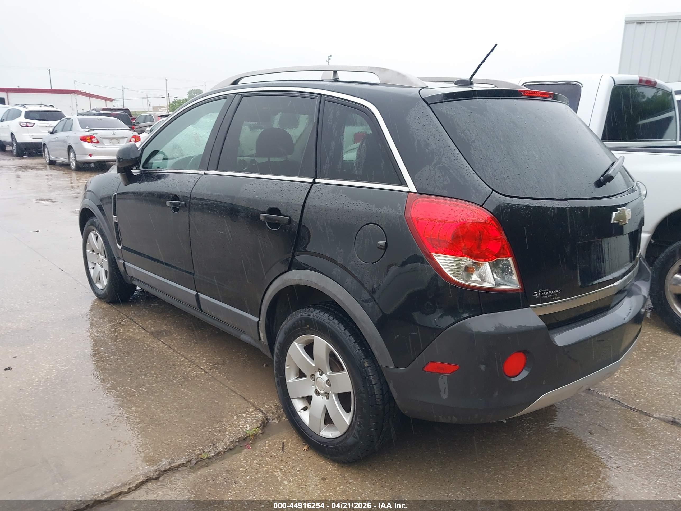 CHEVROLET CAPTIVA image 3