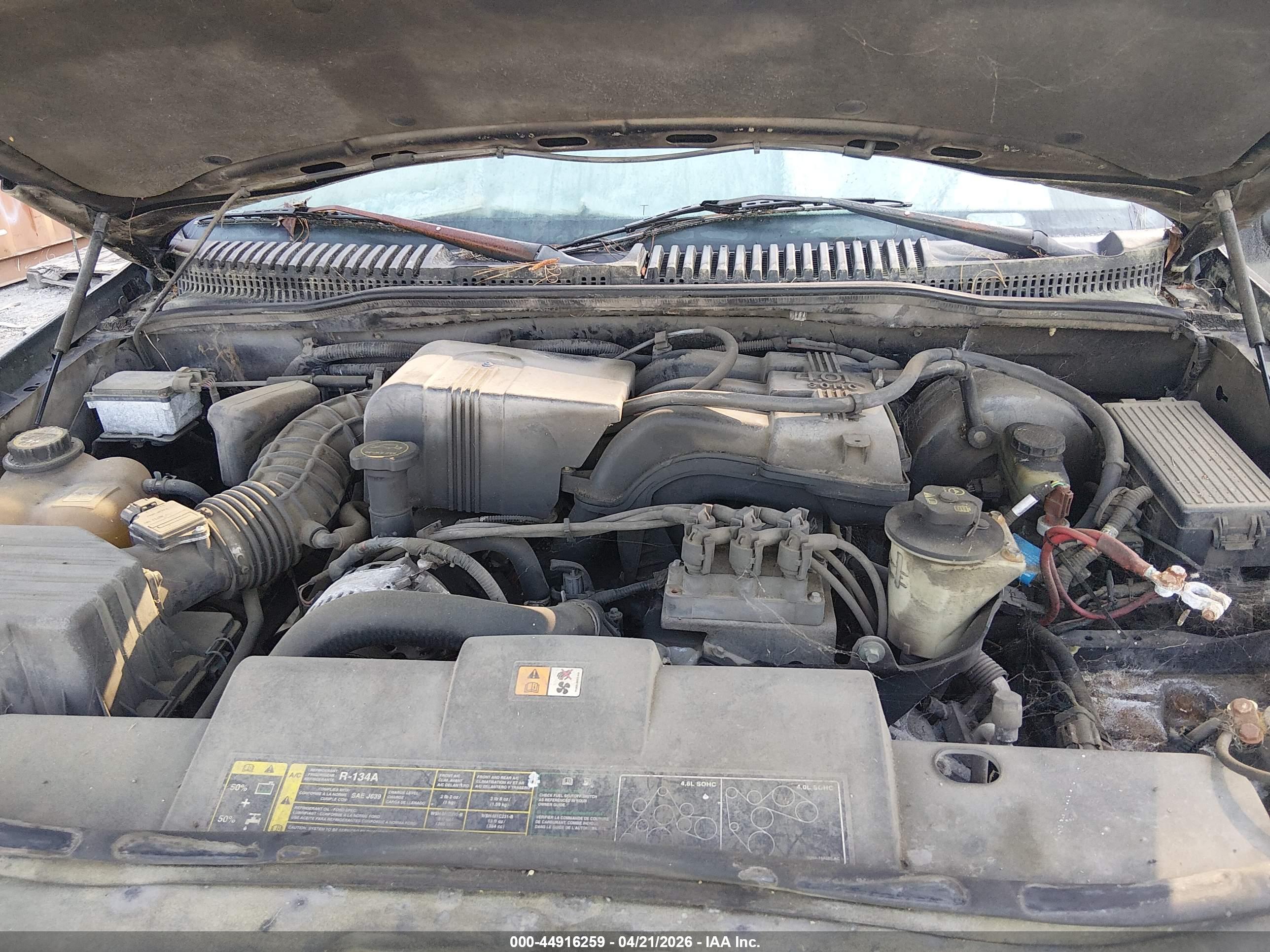 FORD EXPLORER image 10