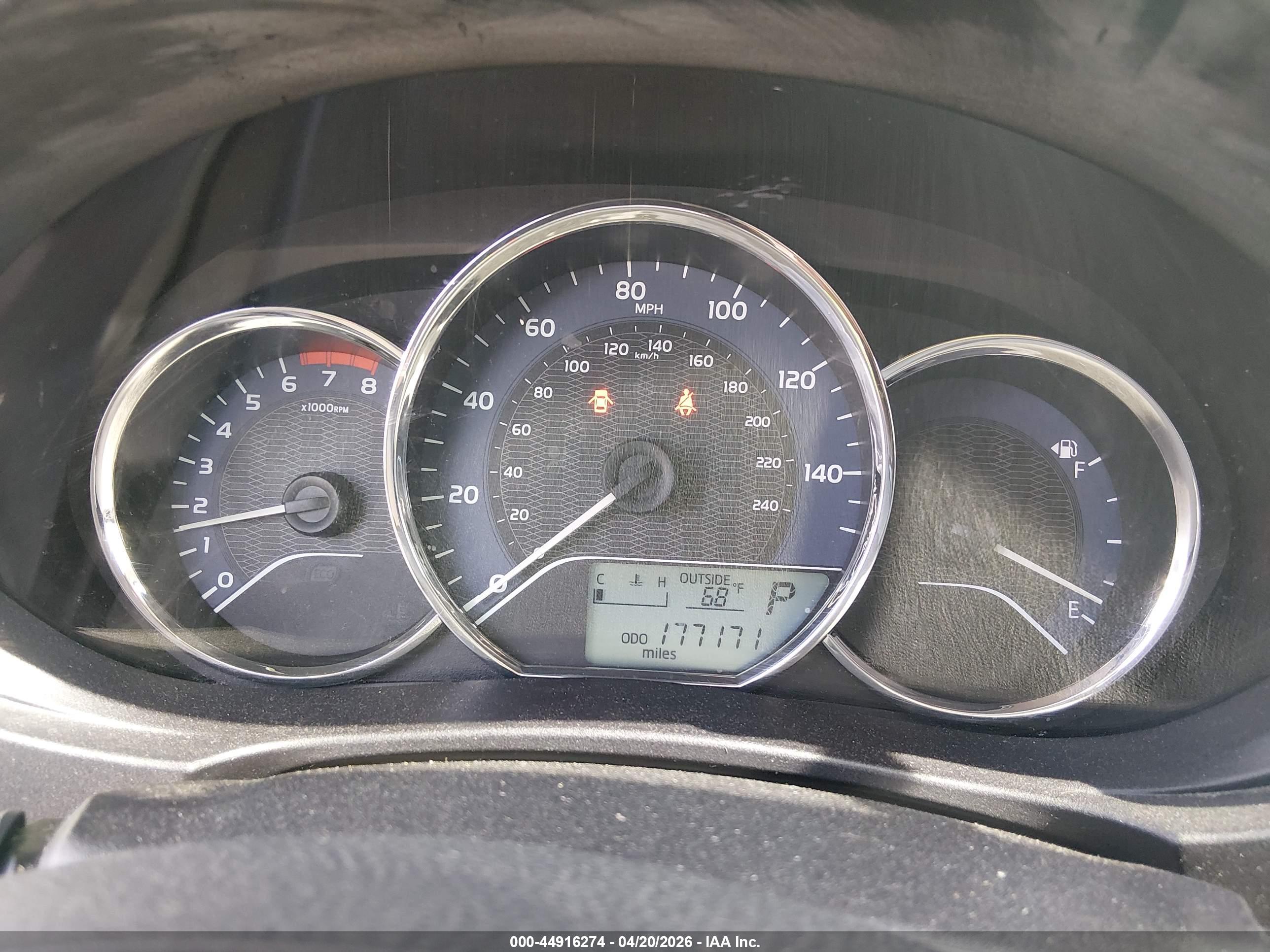 TOYOTA COROLLA image 7