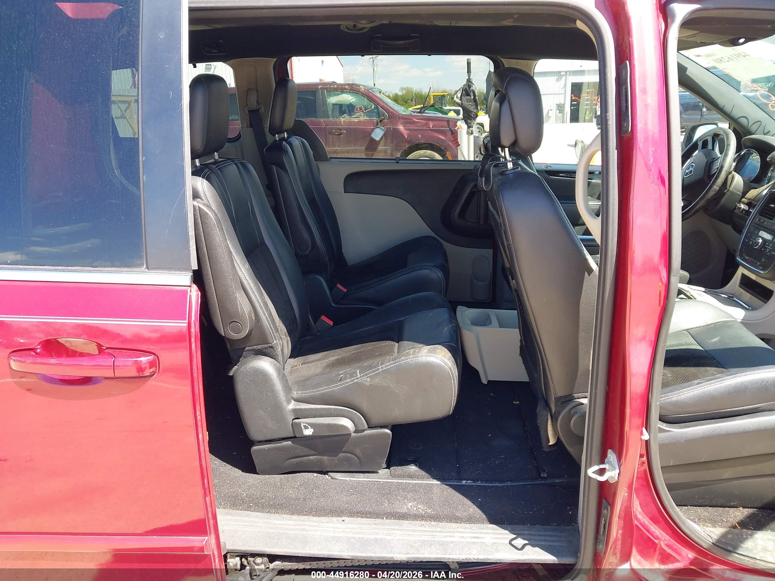 DODGE GRAND image 8