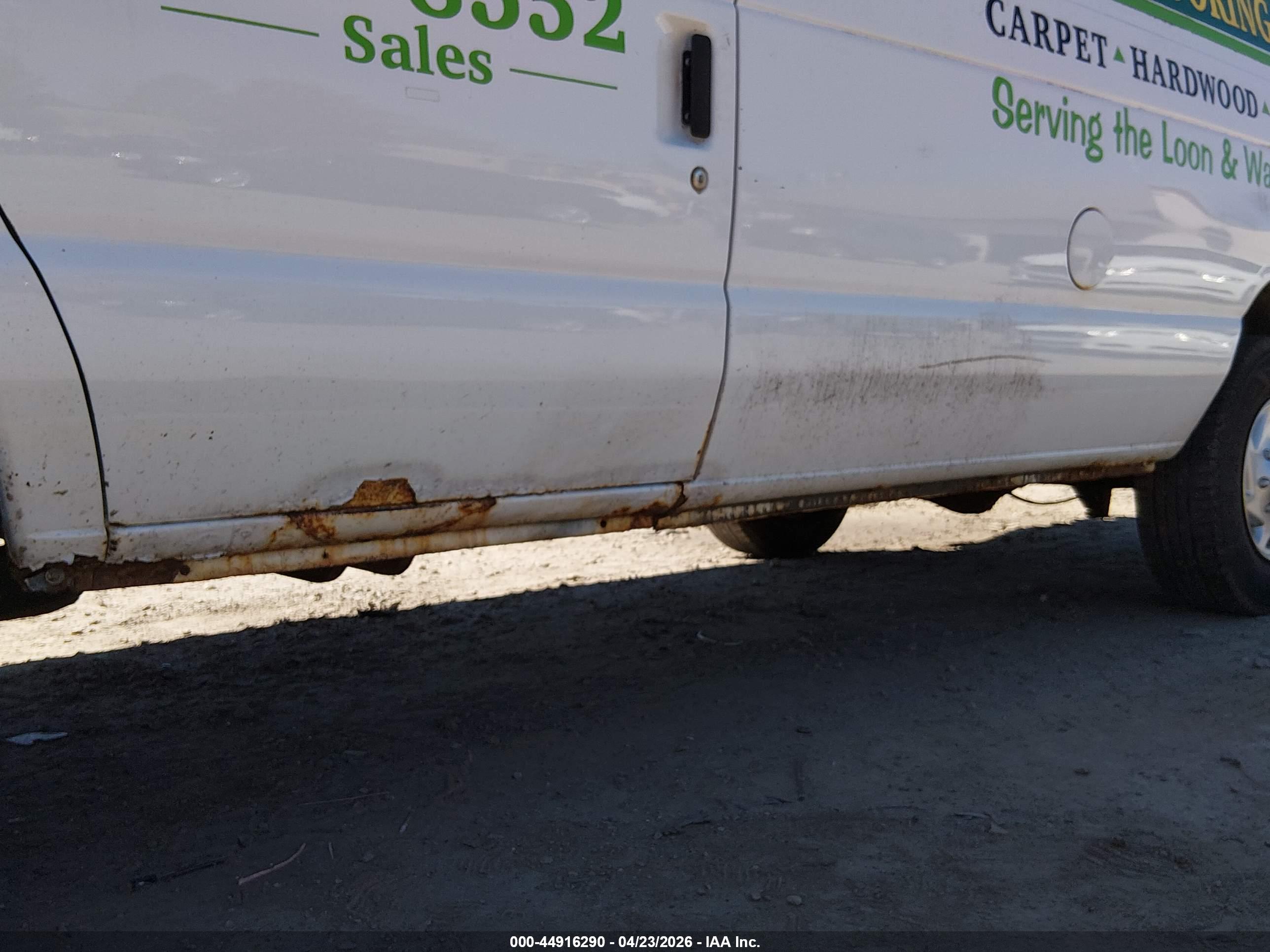 FORD E-250 image 6