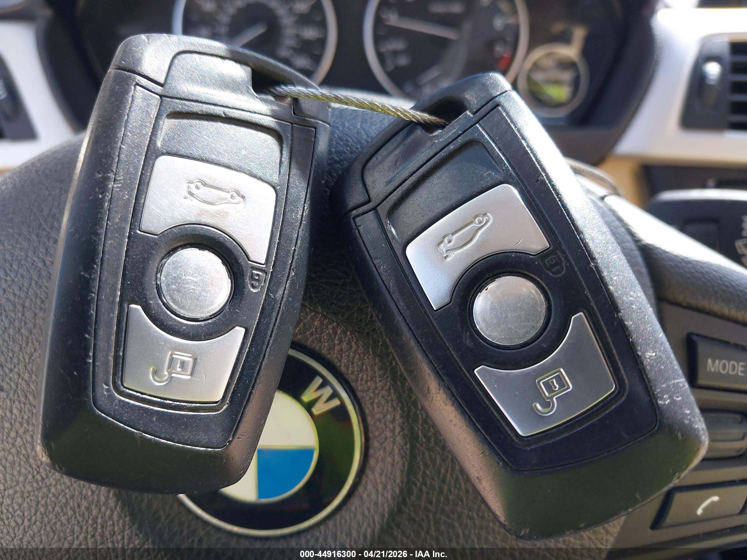 BMW 328I image 11