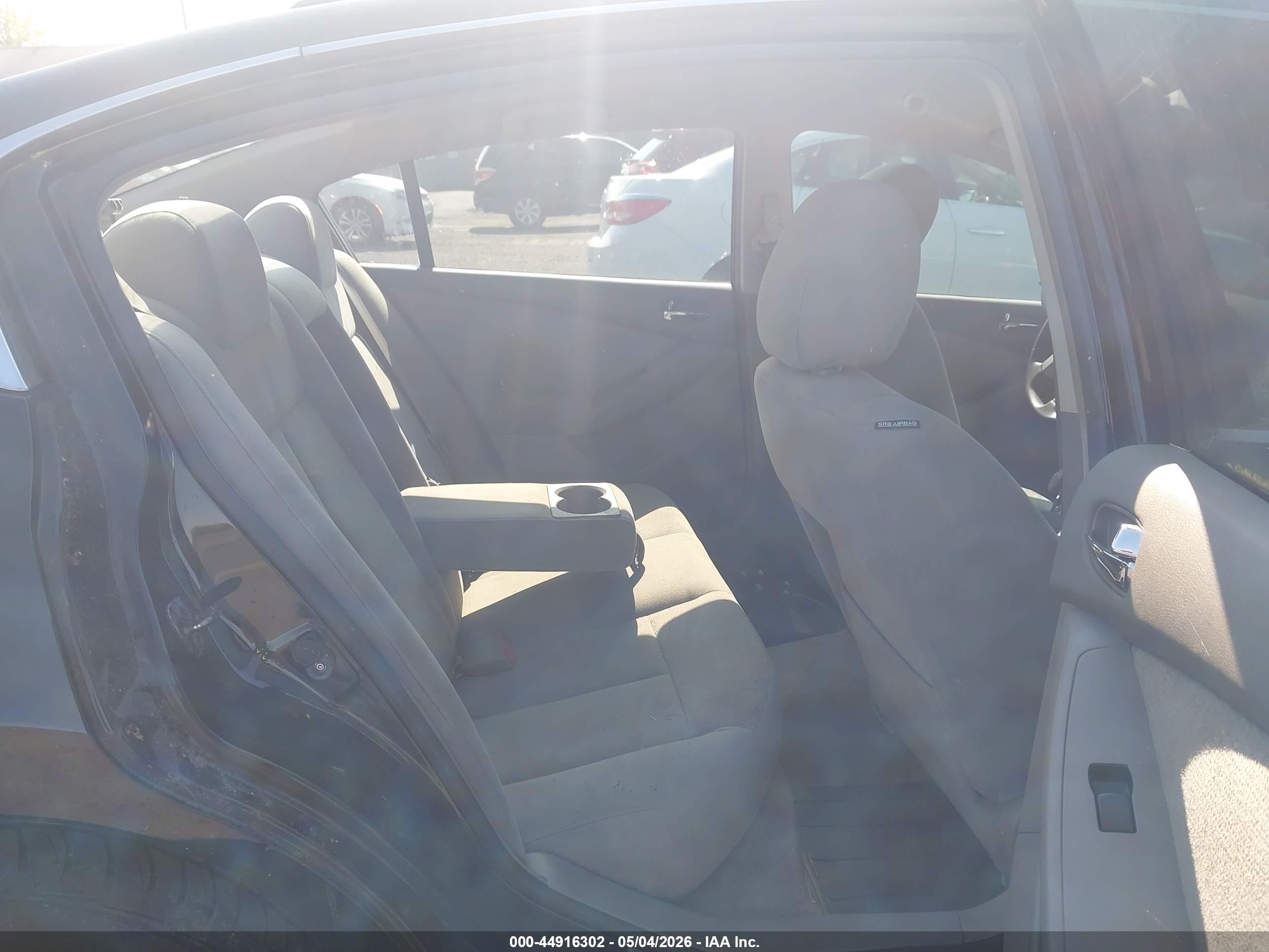 NISSAN ALTIMA image 8
