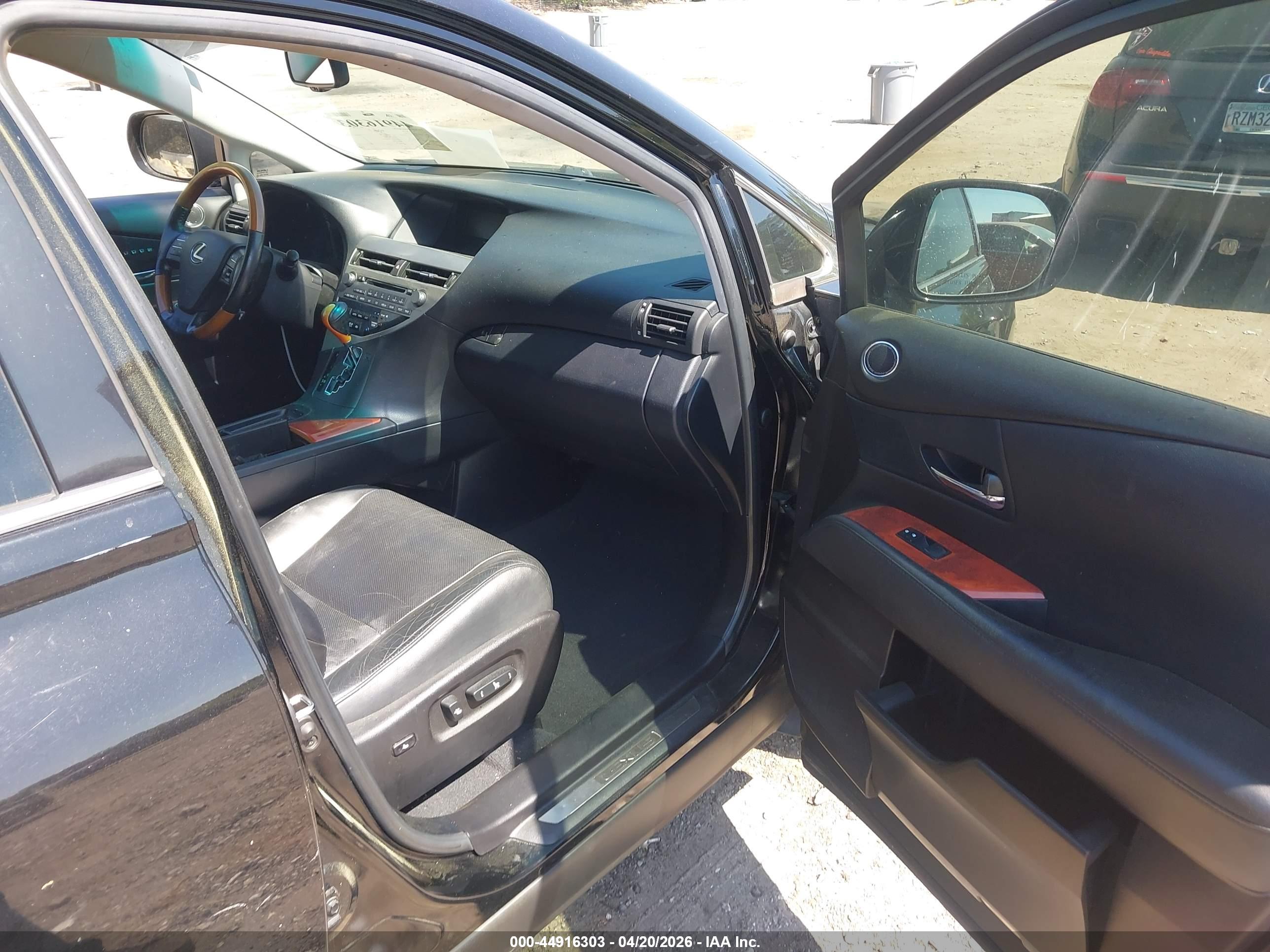 LEXUS RX image 5