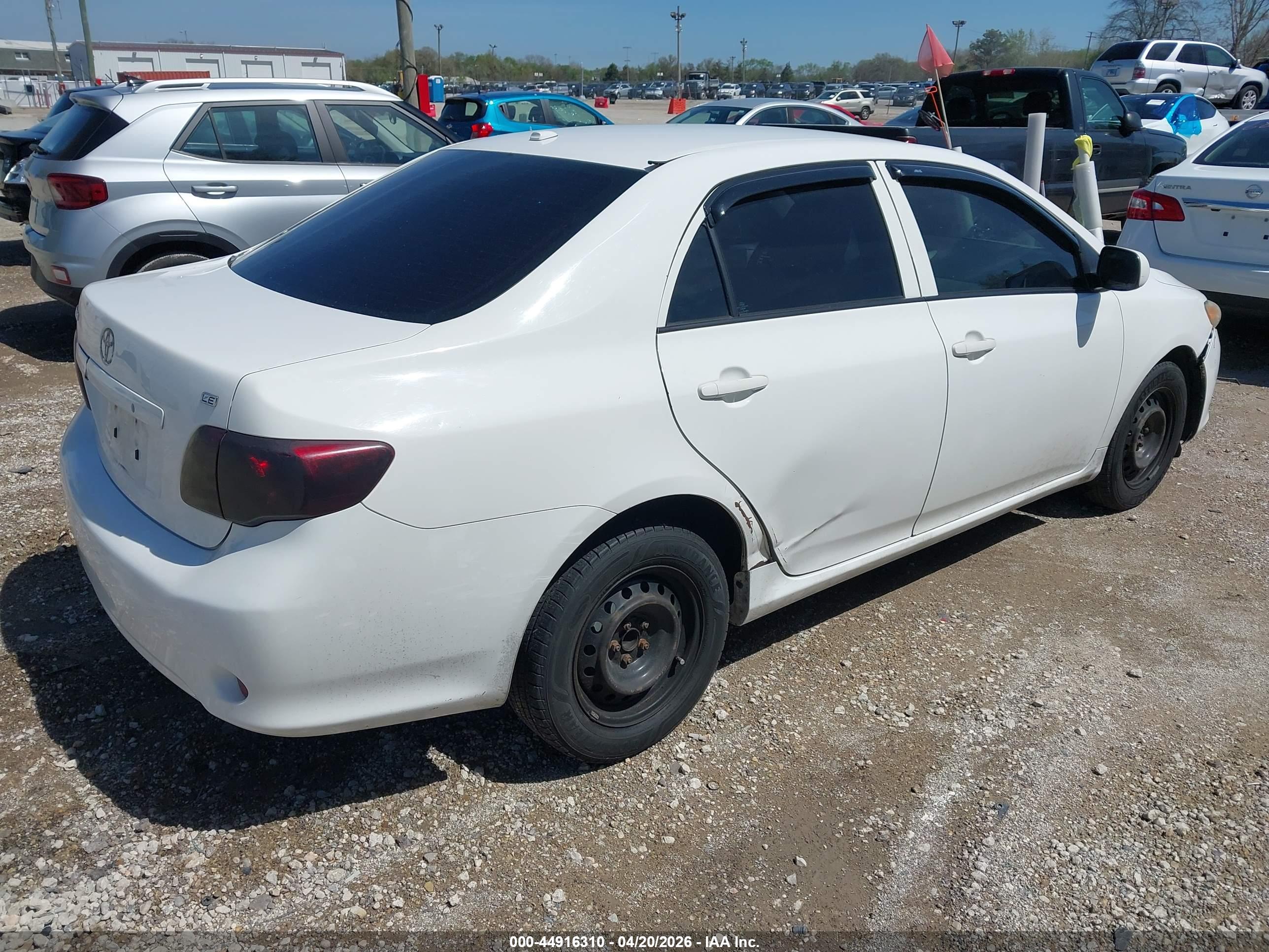 TOYOTA COROLLA image 4