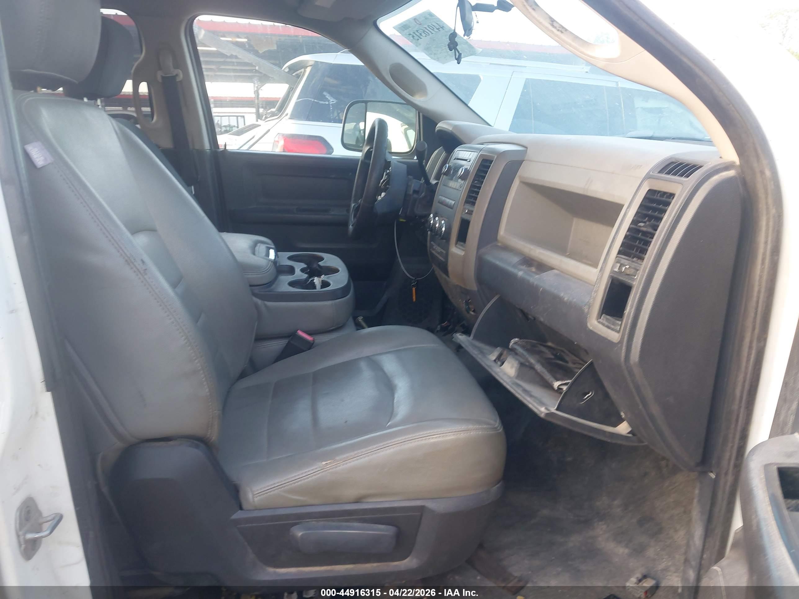 RAM 3500 image 5