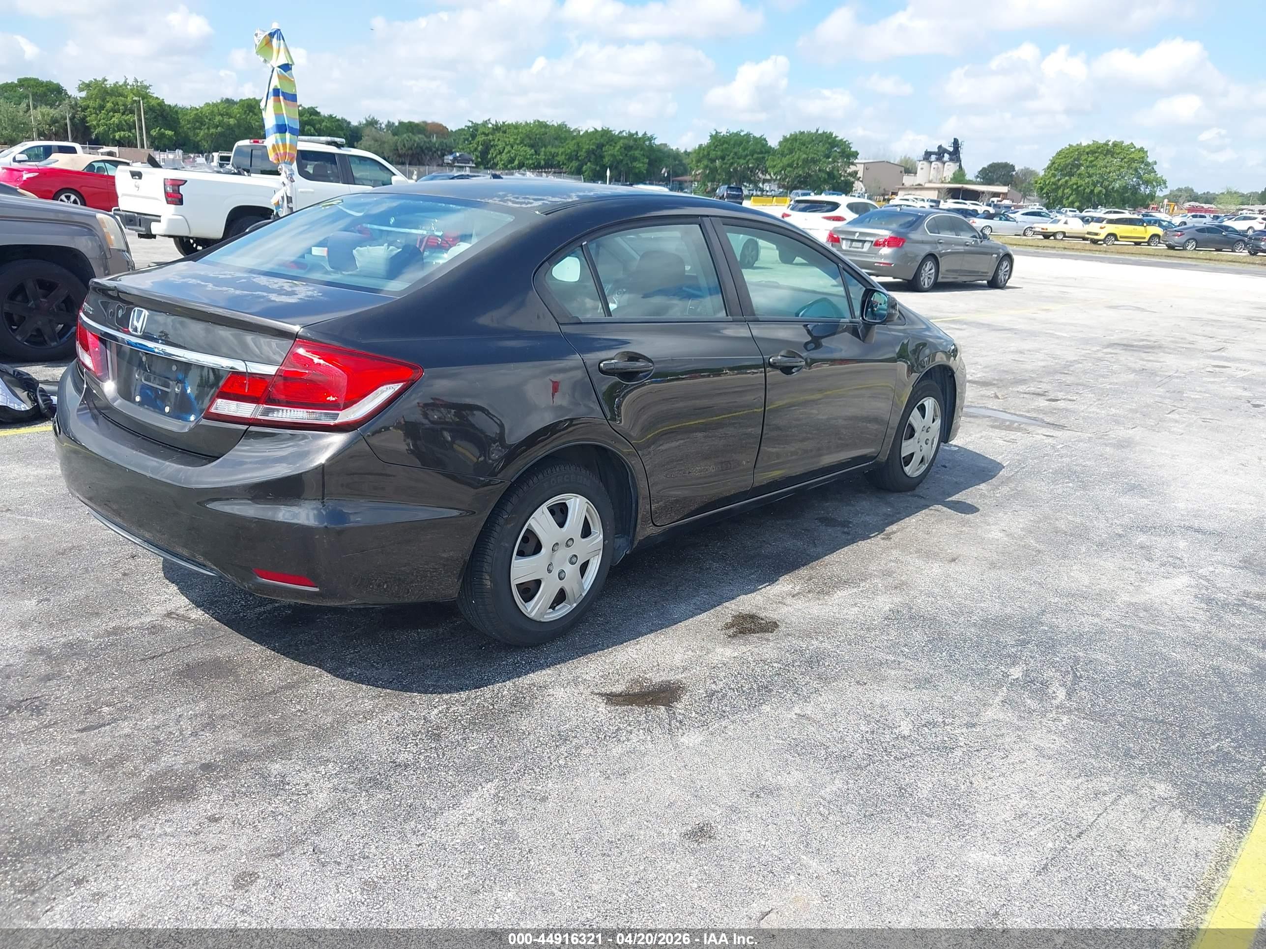 HONDA CIVIC image 4