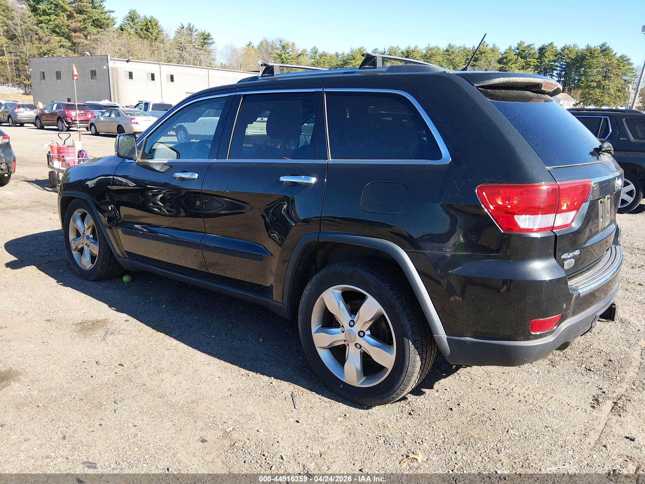 JEEP GRAND image 3