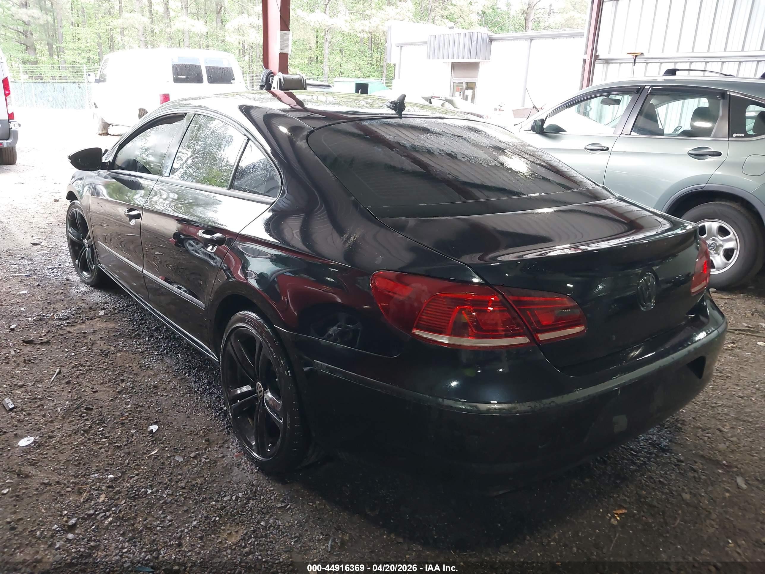 VOLKSWAGEN CC image 3