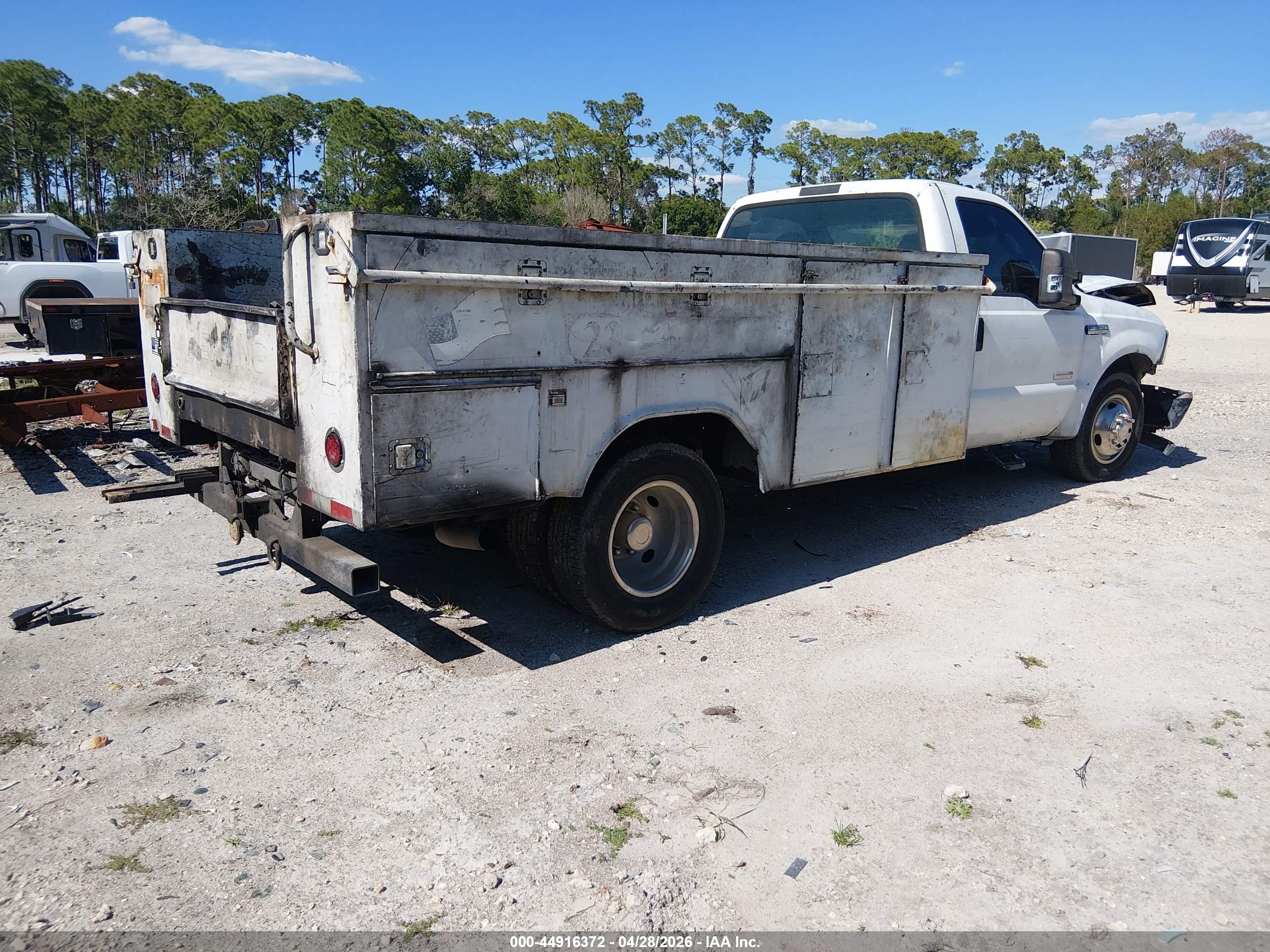 FORD F-350 image 4