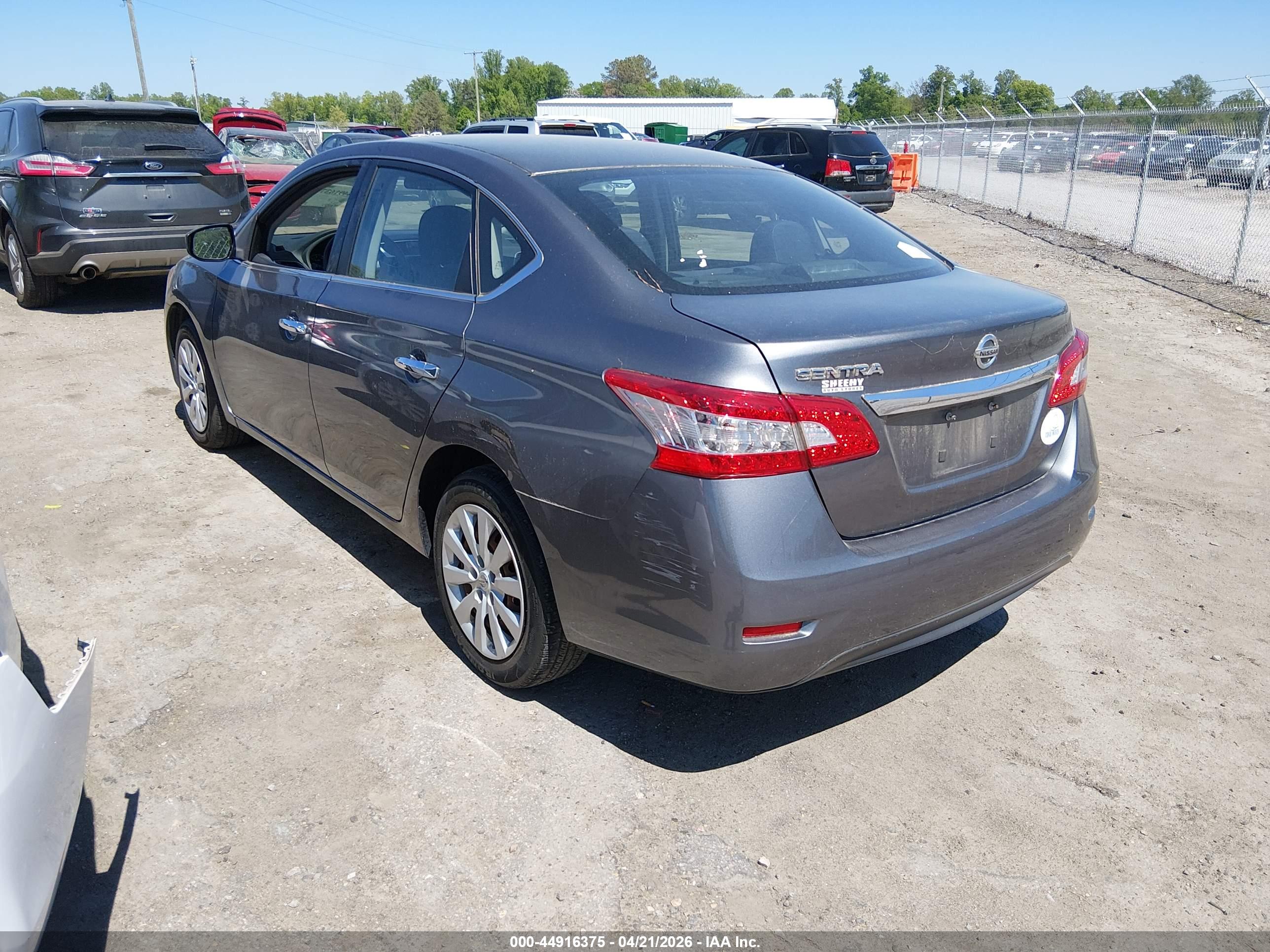 NISSAN SENTRA image 3