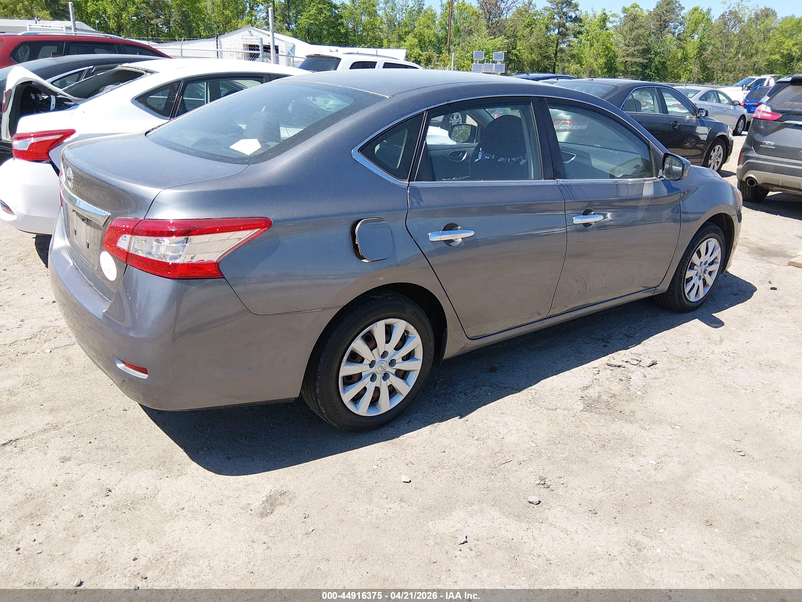 NISSAN SENTRA image 4