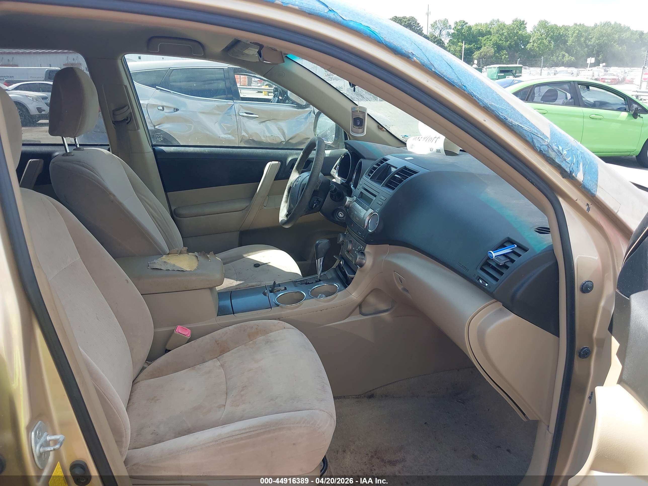 TOYOTA HIGHLANDER image 5