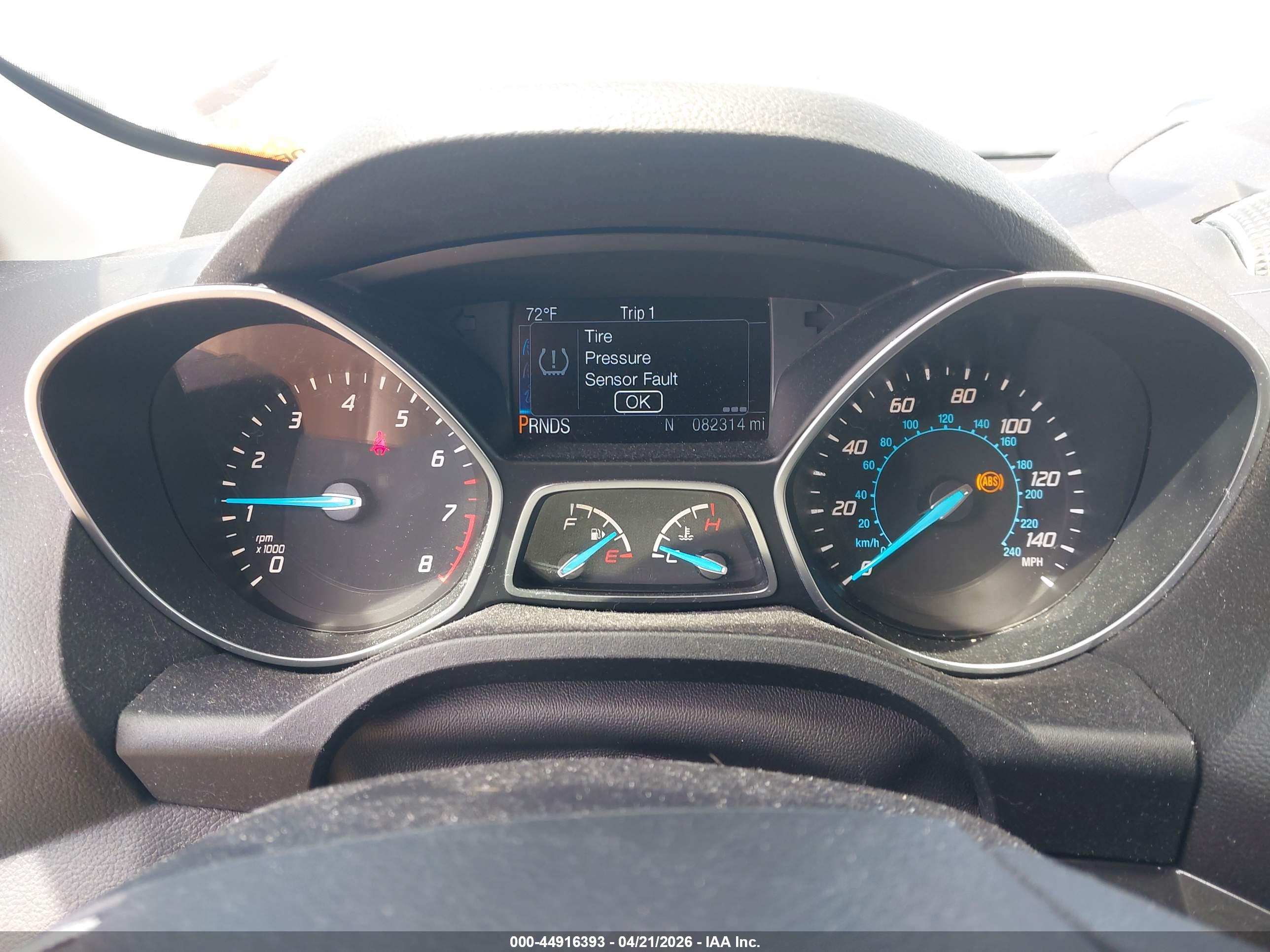 FORD ESCAPE image 7
