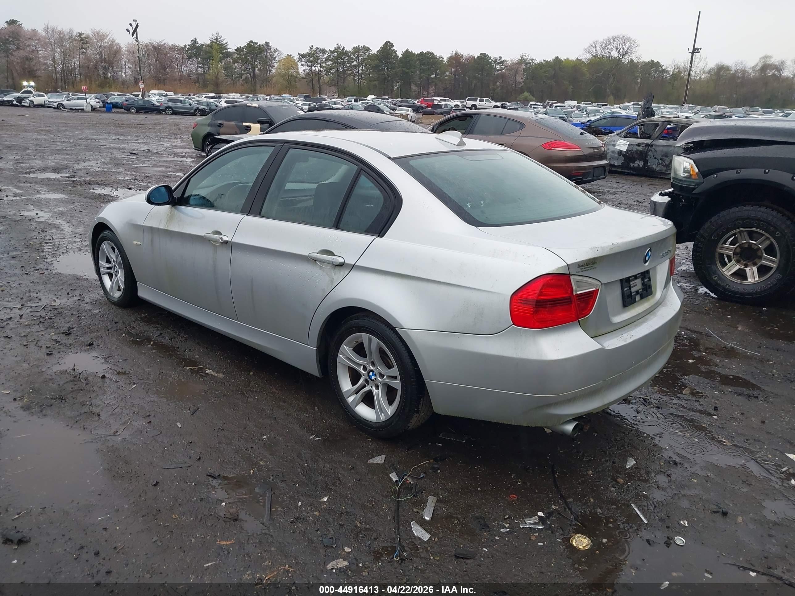 BMW 328XI image 3