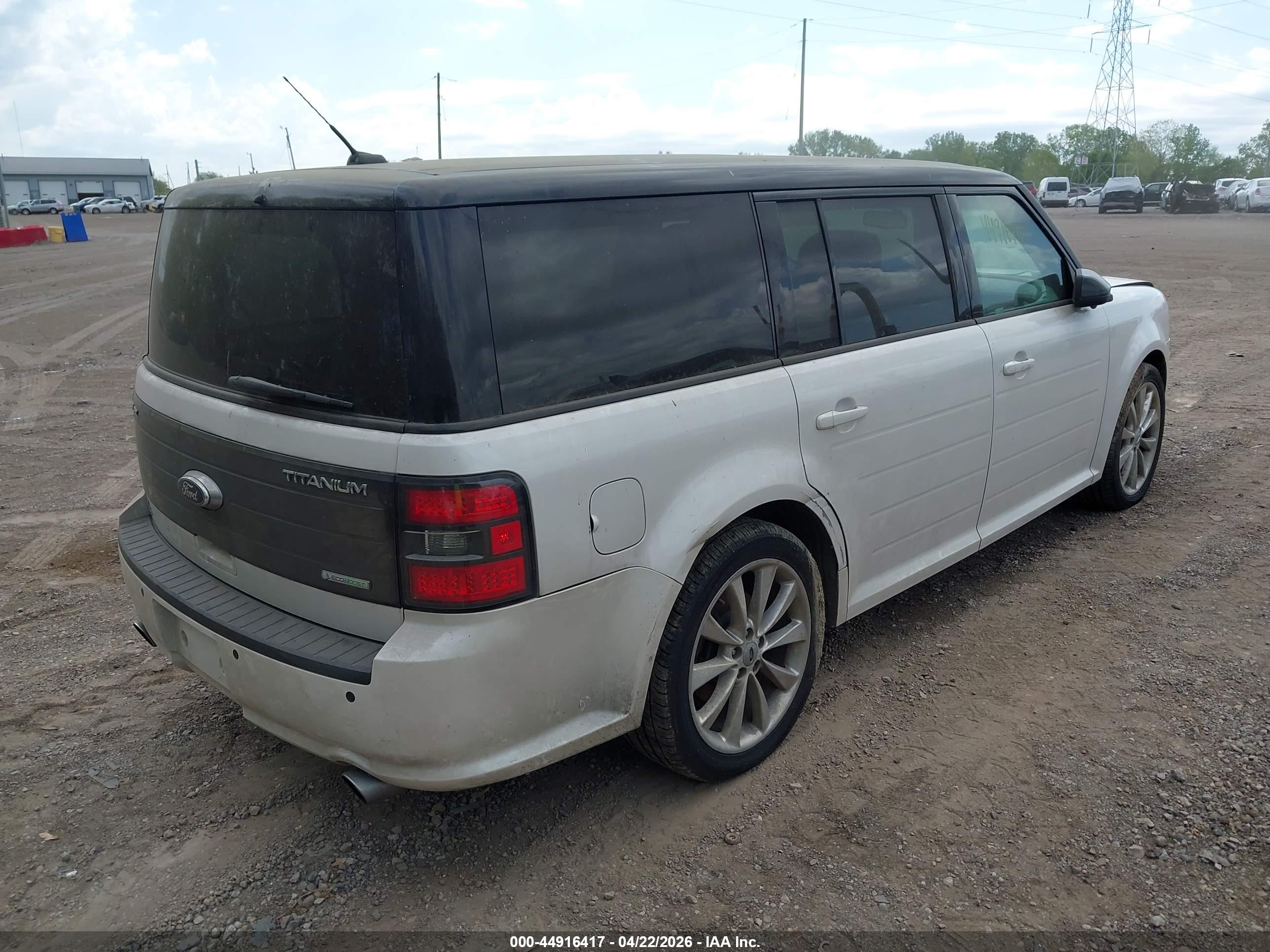FORD FLEX image 4