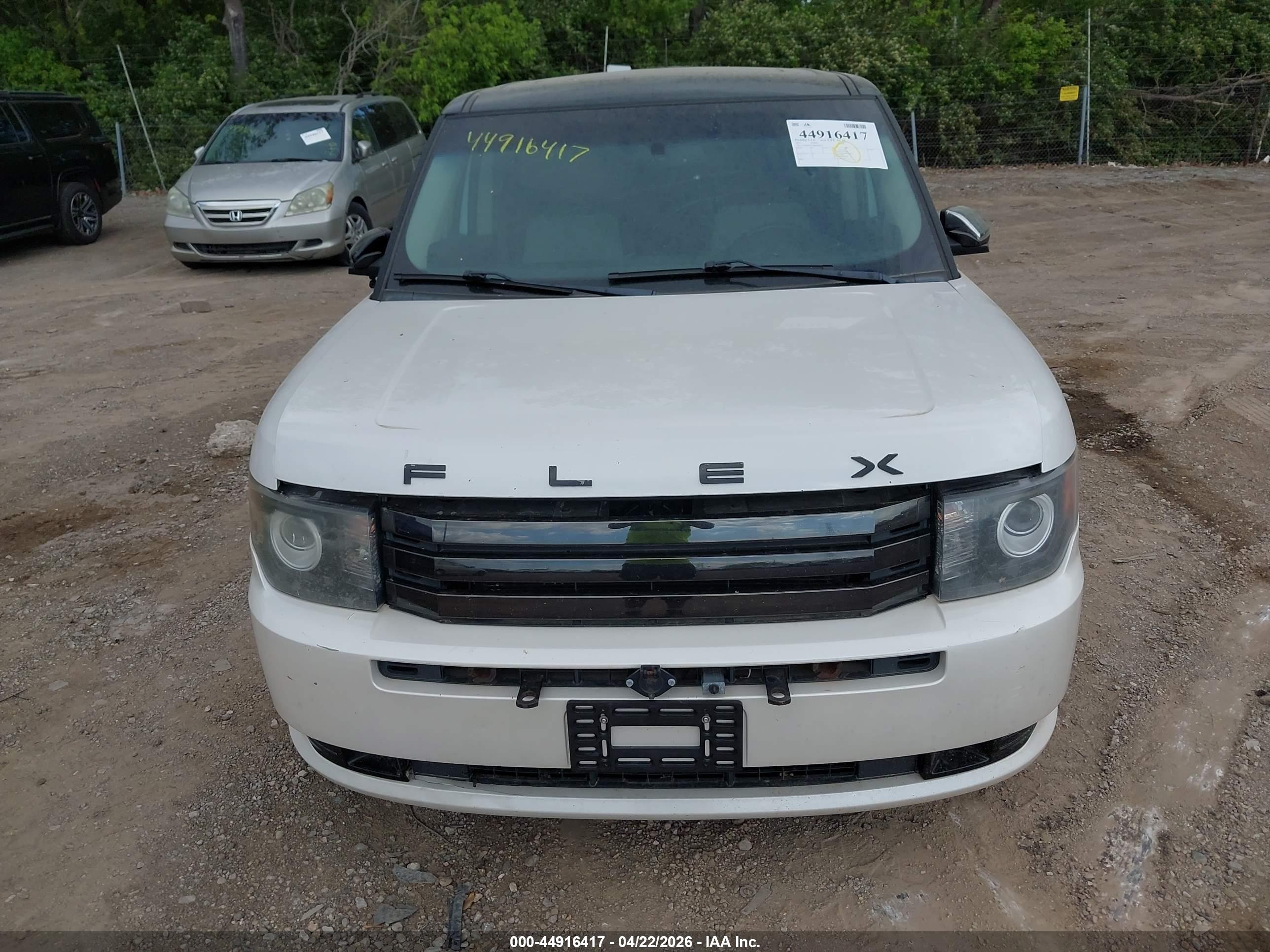 FORD FLEX image 6