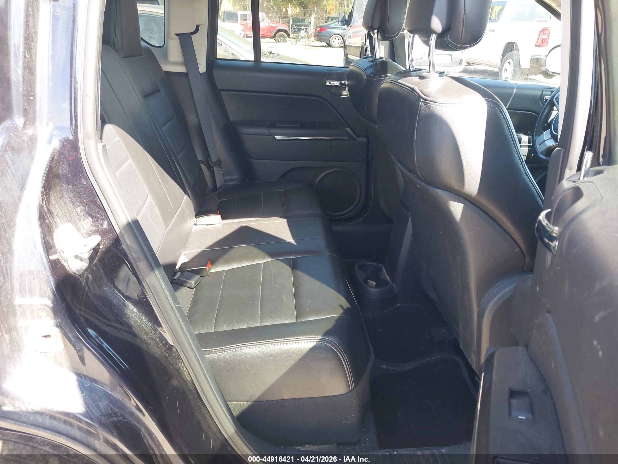 JEEP COMPASS image 8