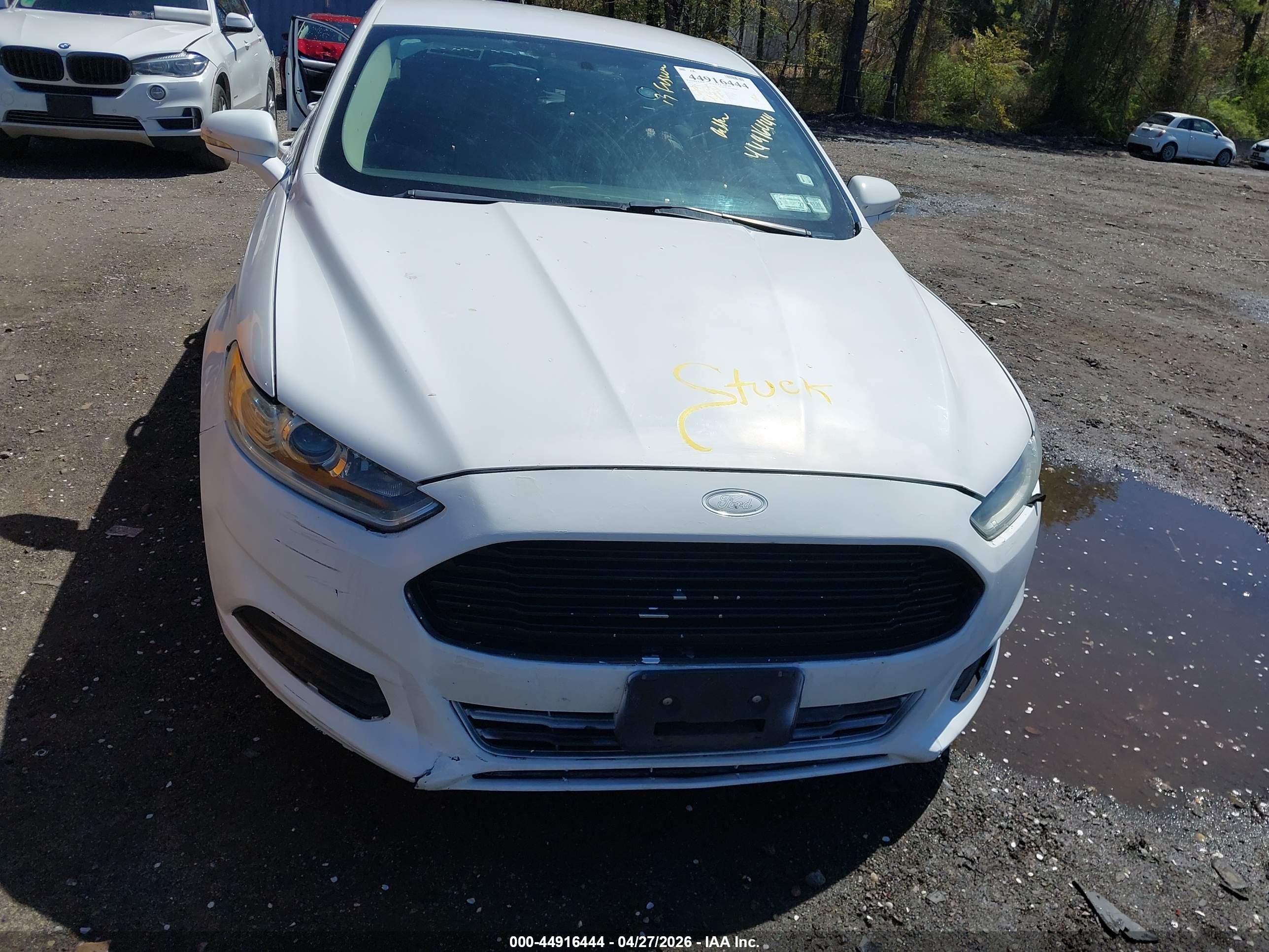 FORD FUSION image 6
