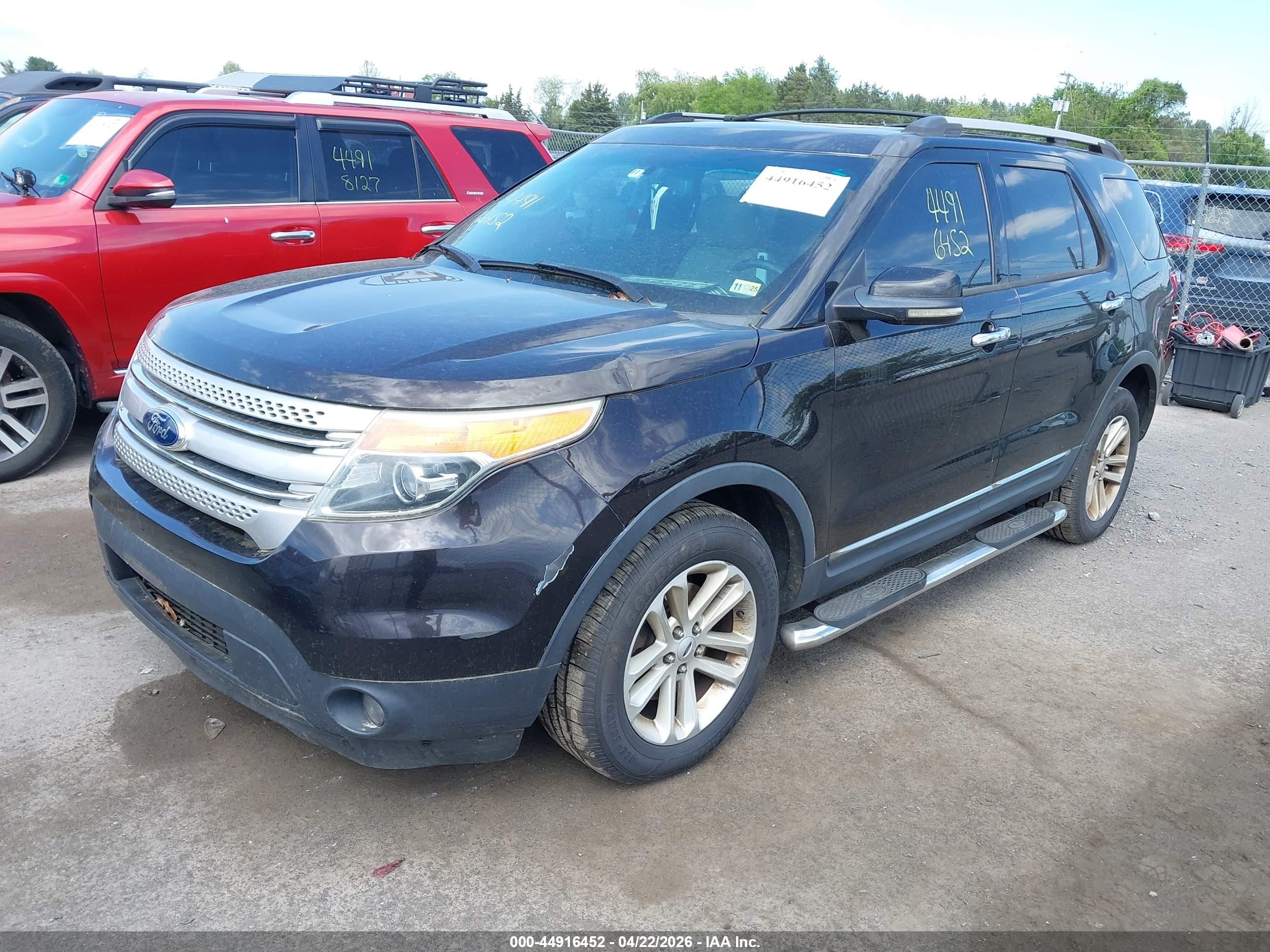 FORD EXPLORER image 2