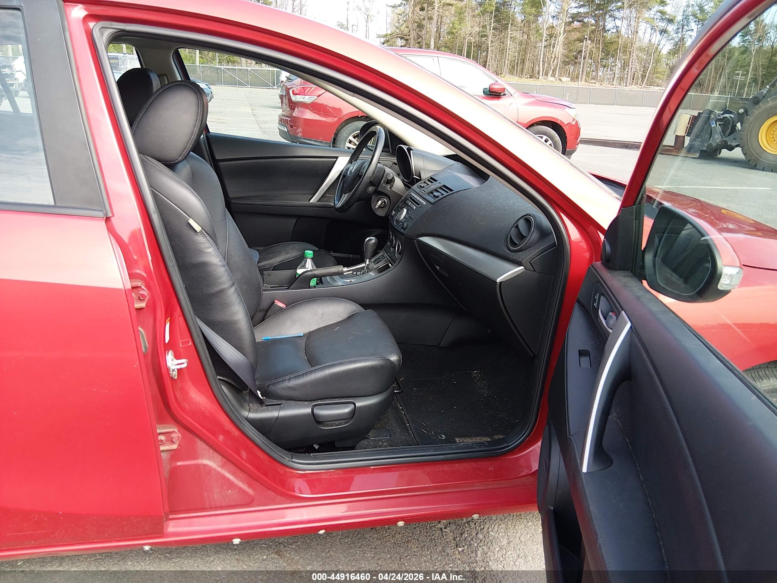 MAZDA MAZDA3 image 5