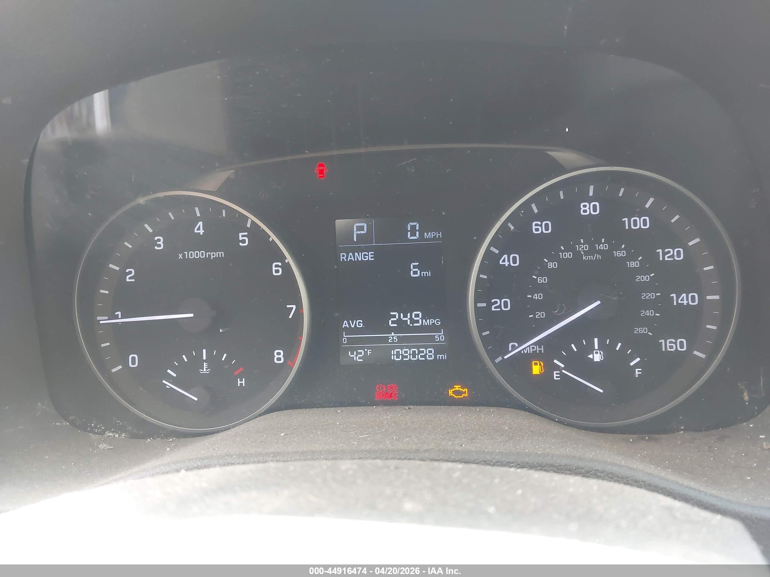 HYUNDAI ELANTRA image 7